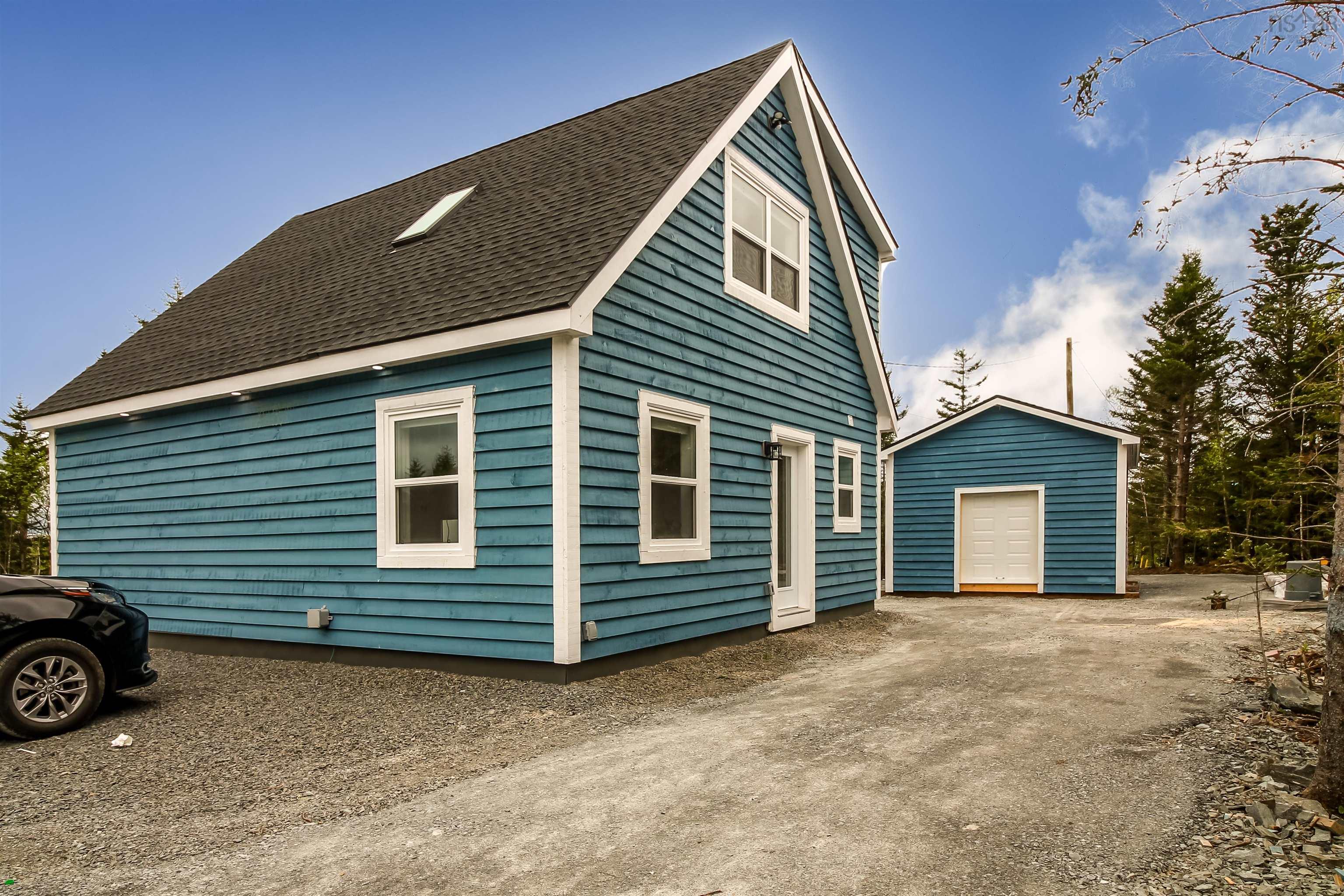 $519,900.00: 92 217 Loon Point Trail, East Uniacke