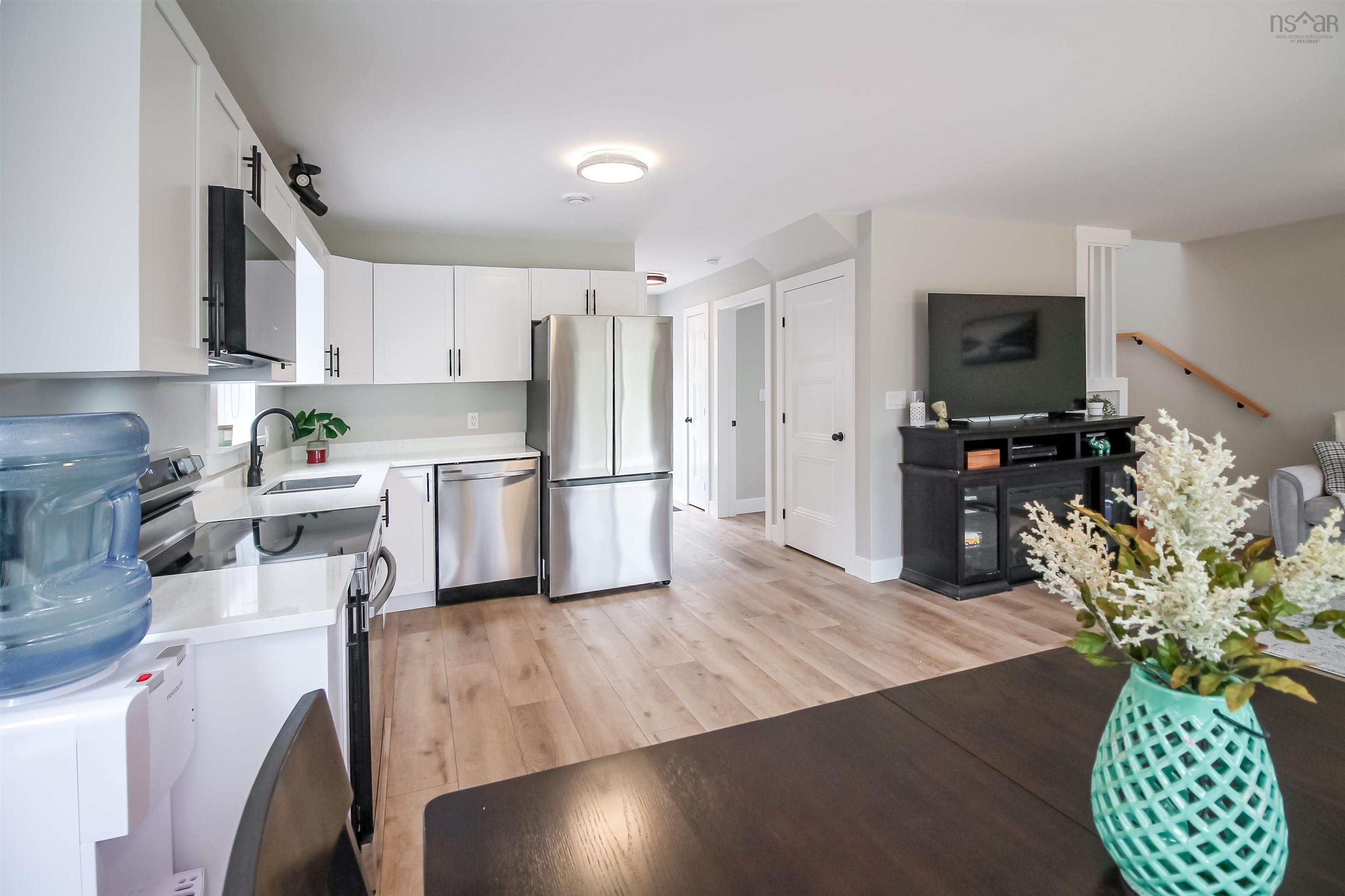 $519,900.00: 92 217 Loon Point Trail, East Uniacke