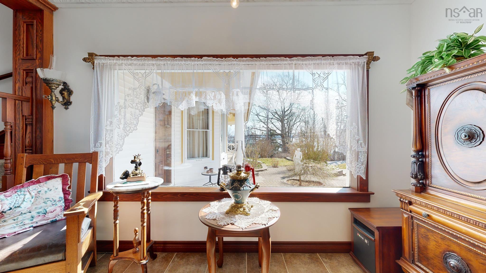 $575,000.00: 161 Queen Street, Digby