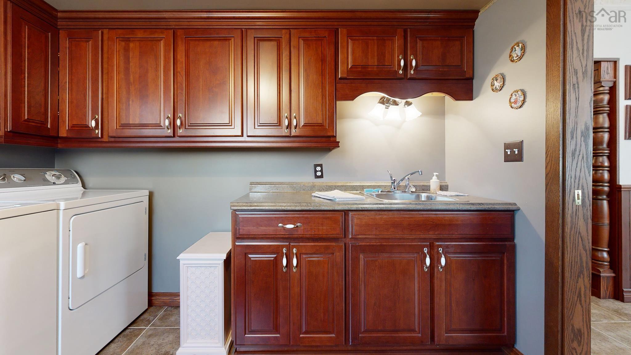 $575,000.00: 161 Queen Street, Digby