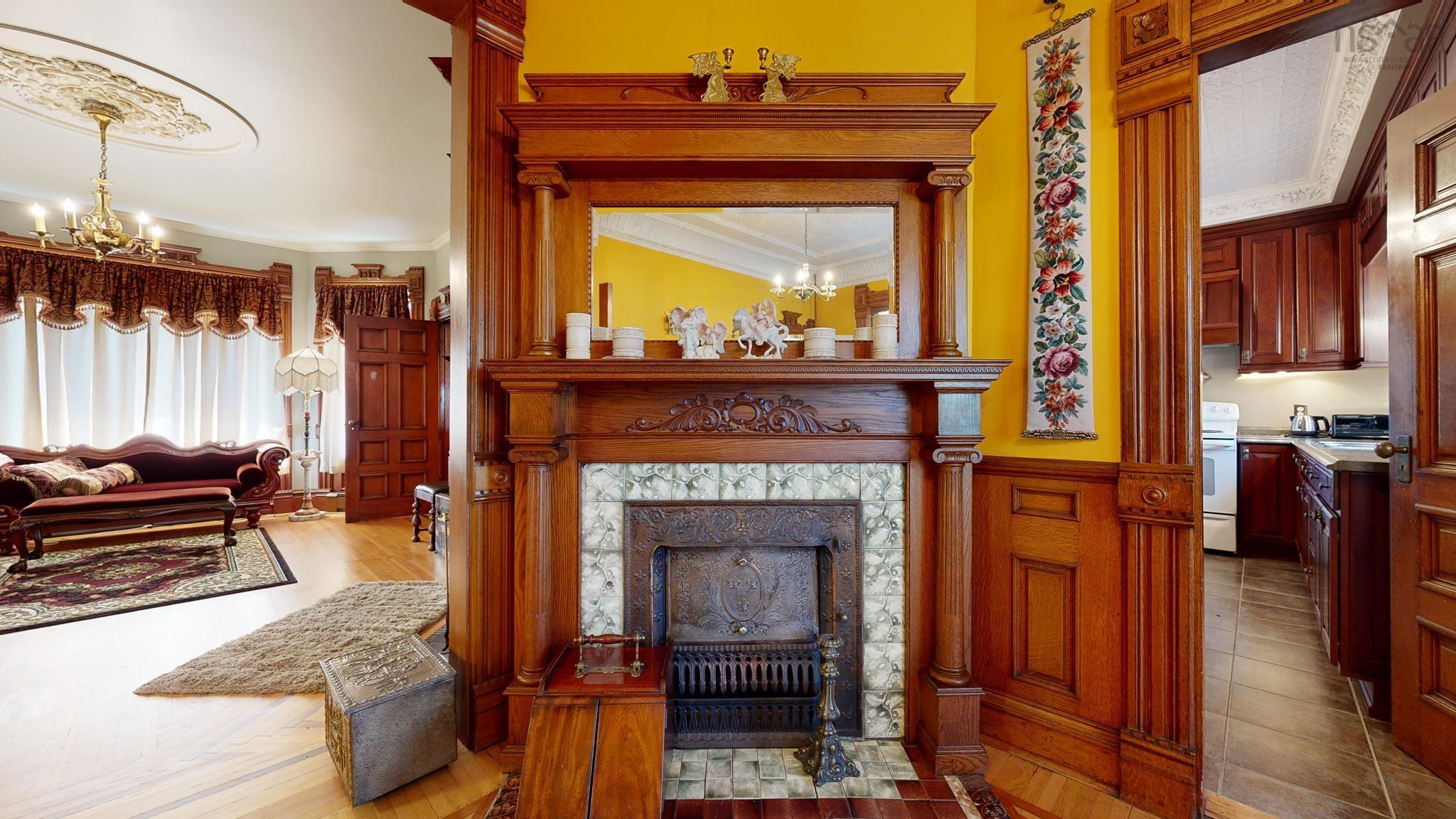 $575,000.00: 161 Queen Street, Digby