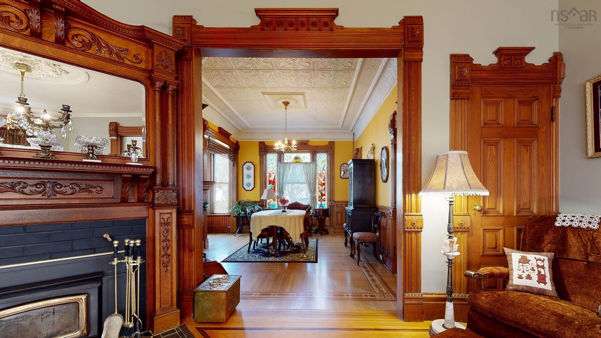 $575,000.00: 161 Queen Street, Digby