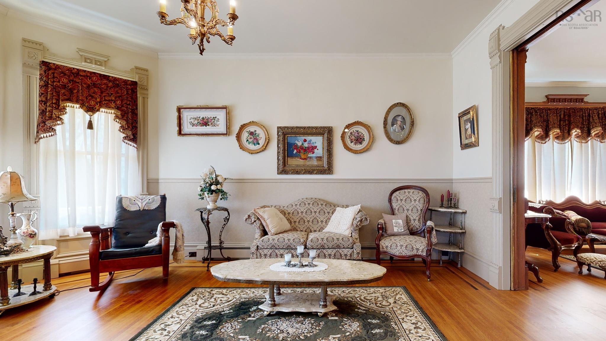 $575,000.00: 161 Queen Street, Digby