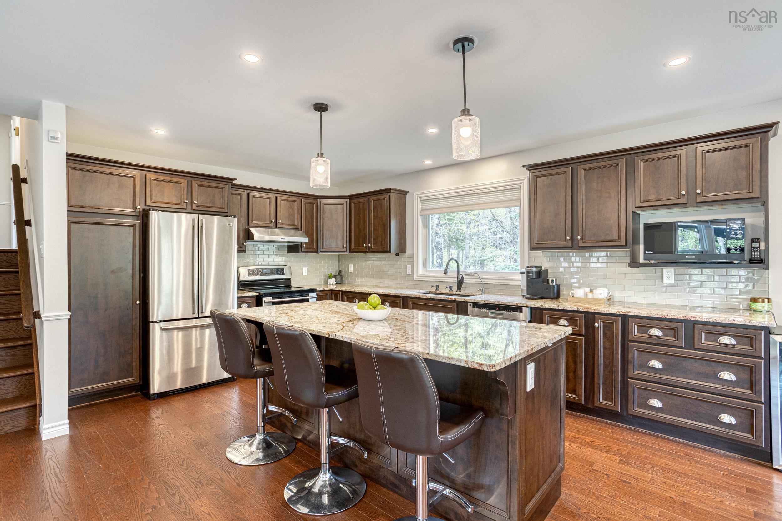 $675,000.00: 21 Stillwater Lake Drive, Stillwater Lake