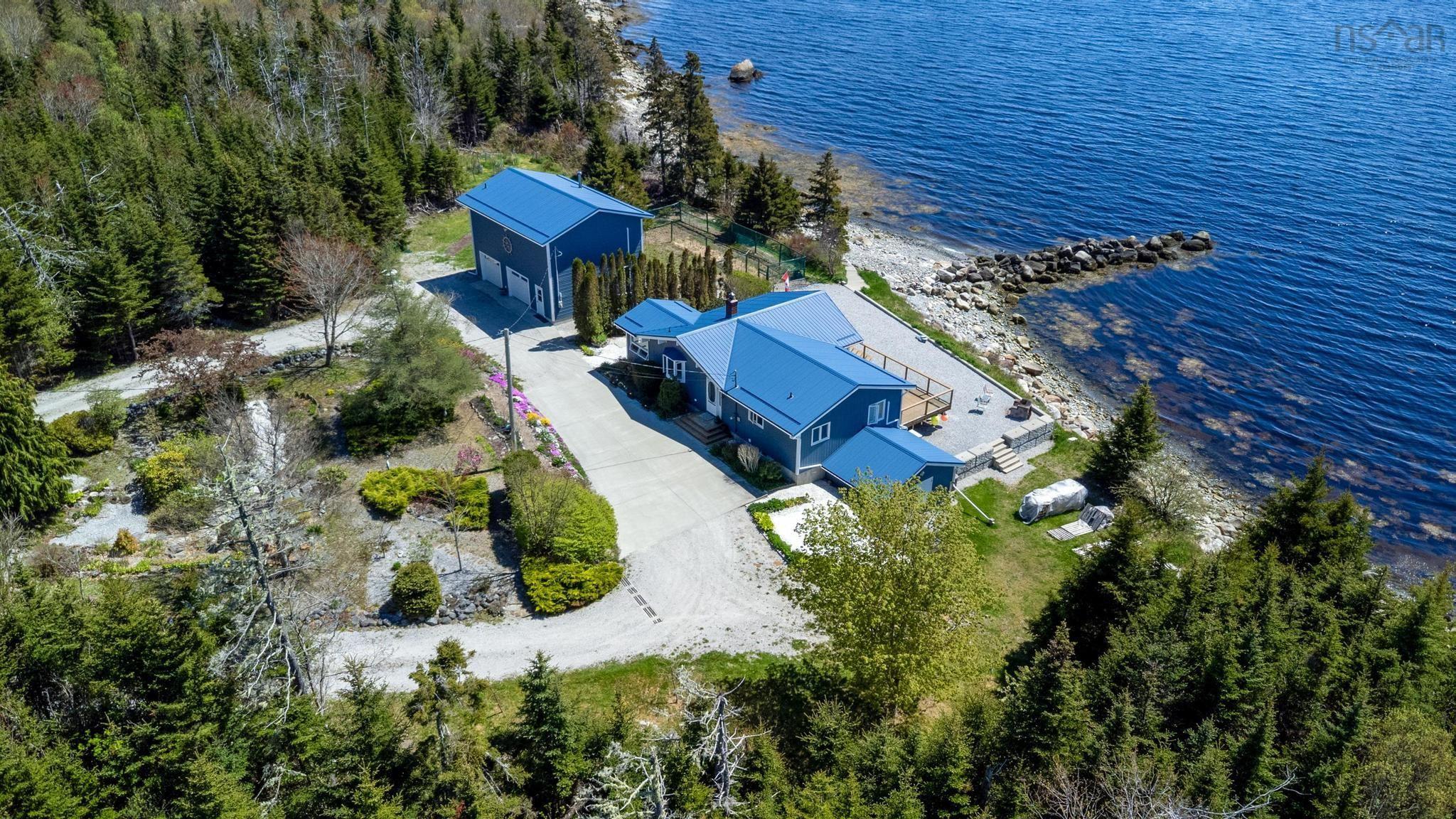$899,900.00: 1904 Sandy Point Road, Sandy Point