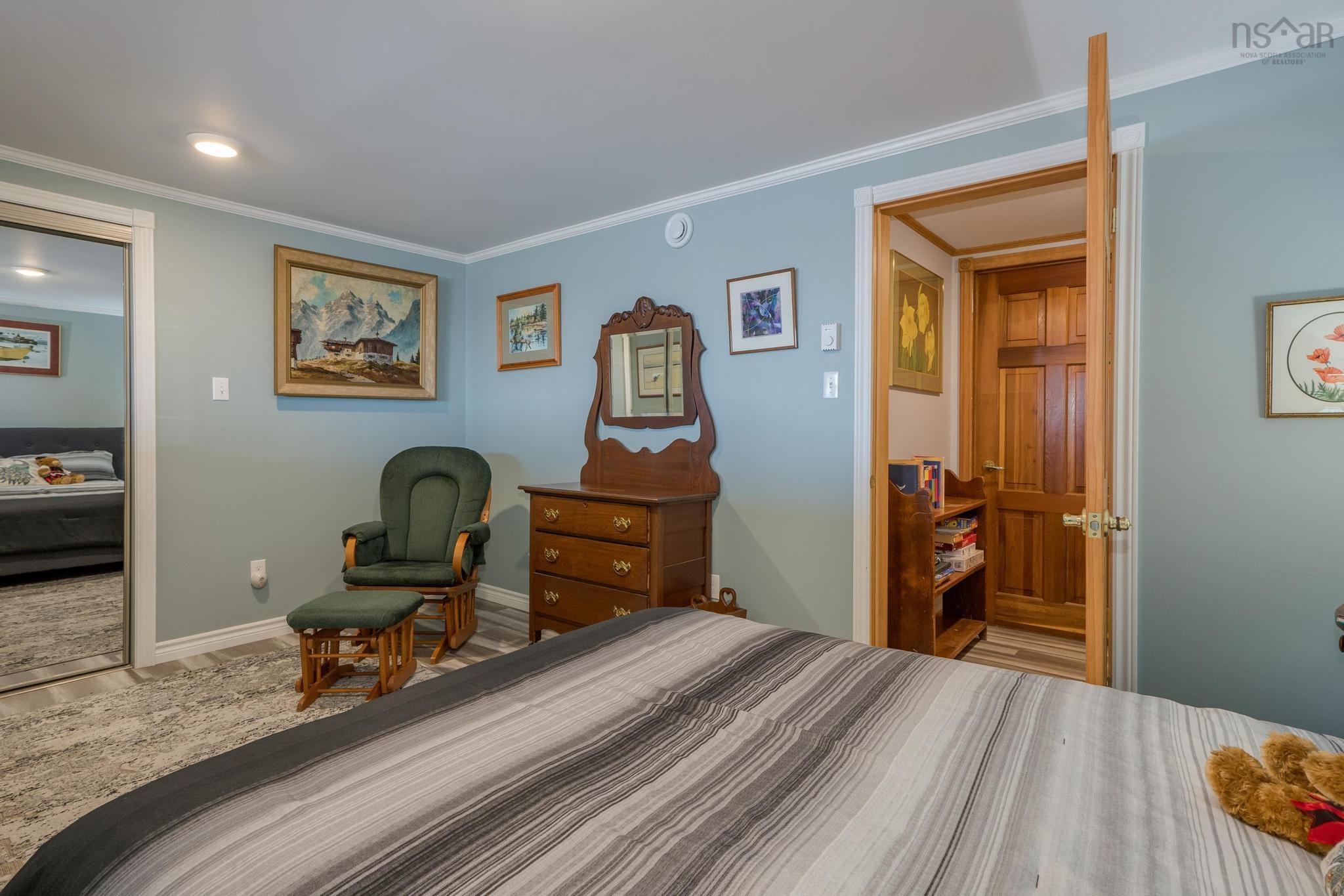 $899,900.00: 1904 Sandy Point Road, Sandy Point