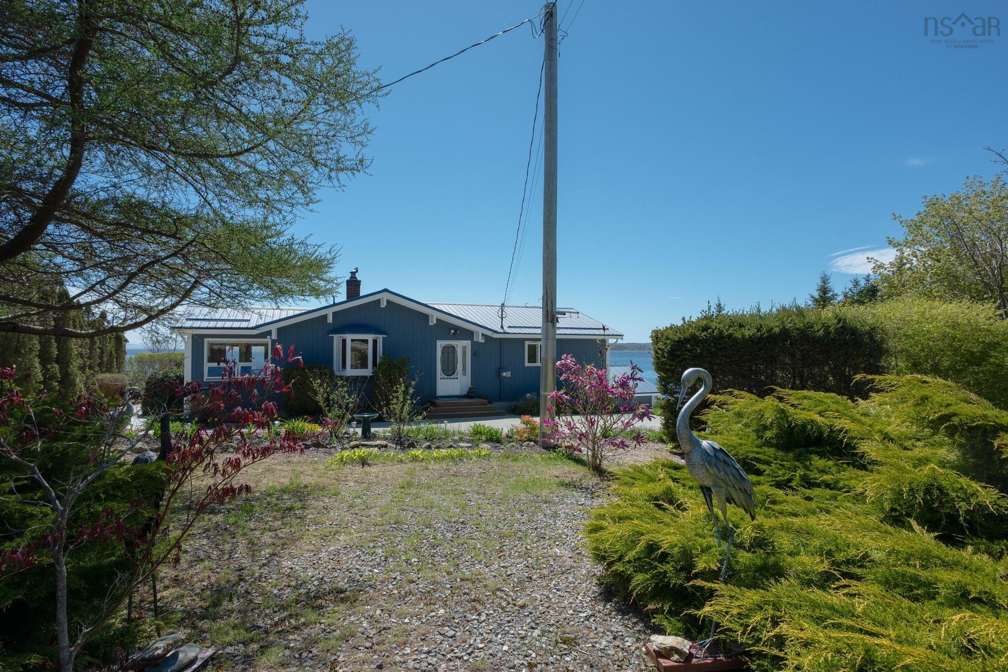 $899,900.00: 1904 Sandy Point Road, Sandy Point