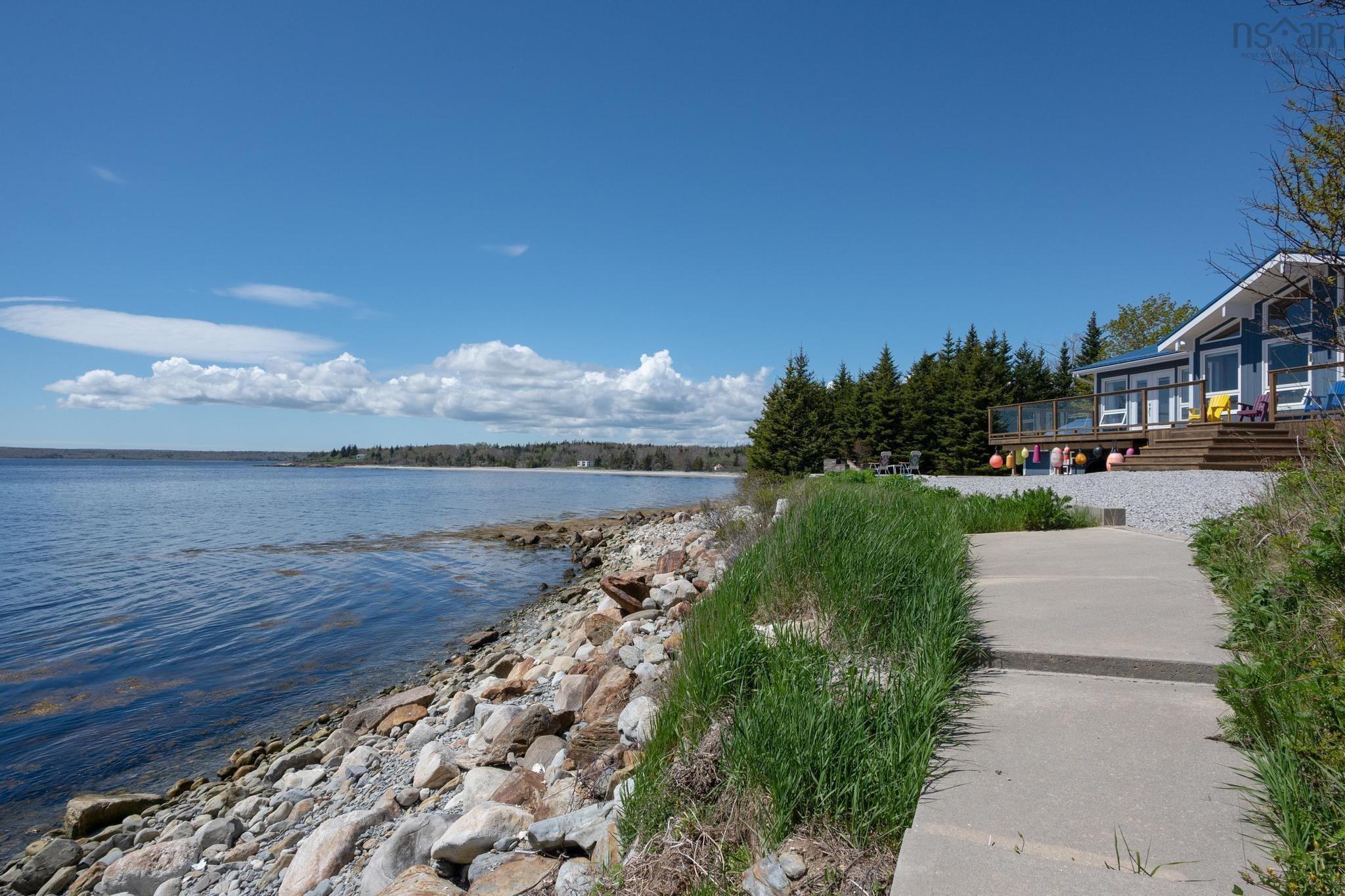 $899,900.00: 1904 Sandy Point Road, Sandy Point