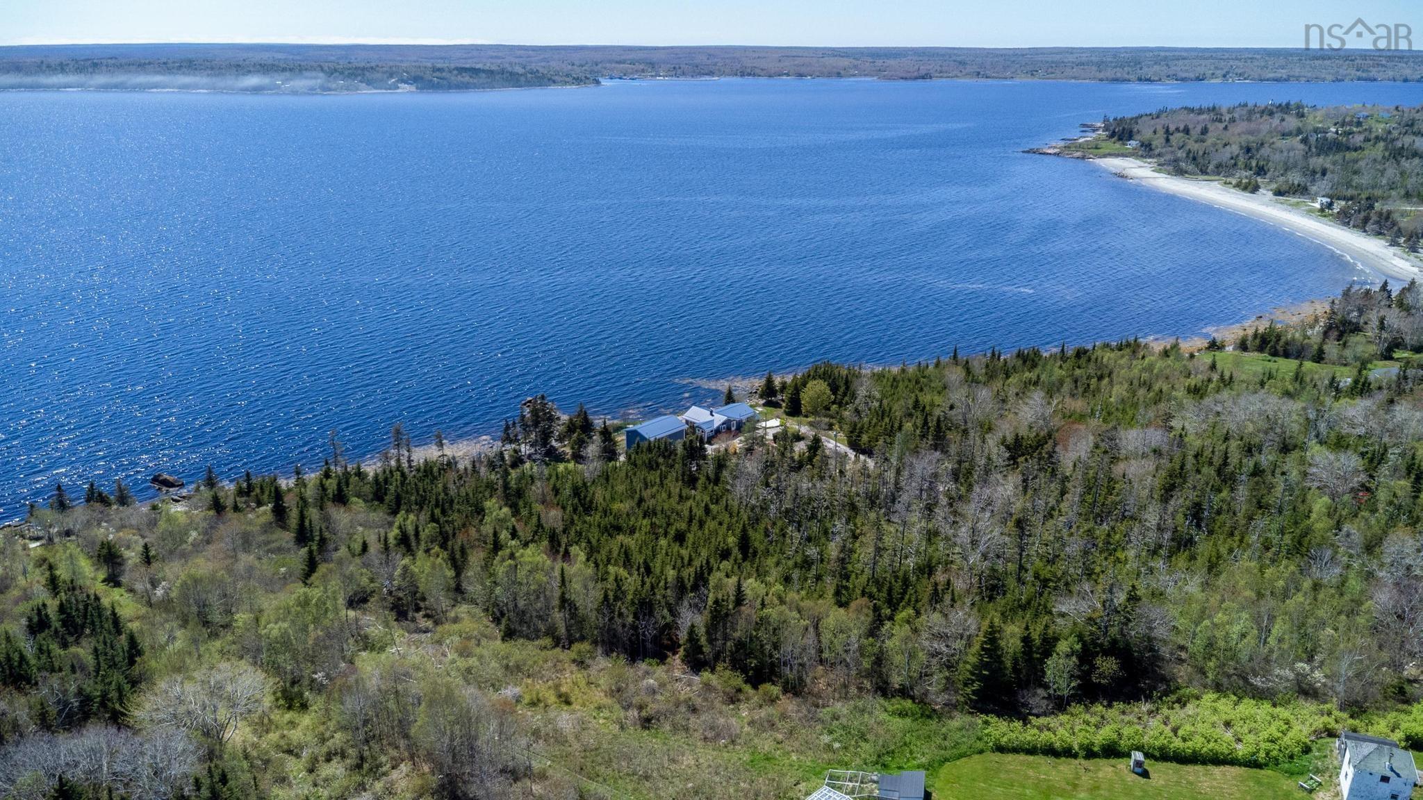 $899,900.00: 1904 Sandy Point Road, Sandy Point