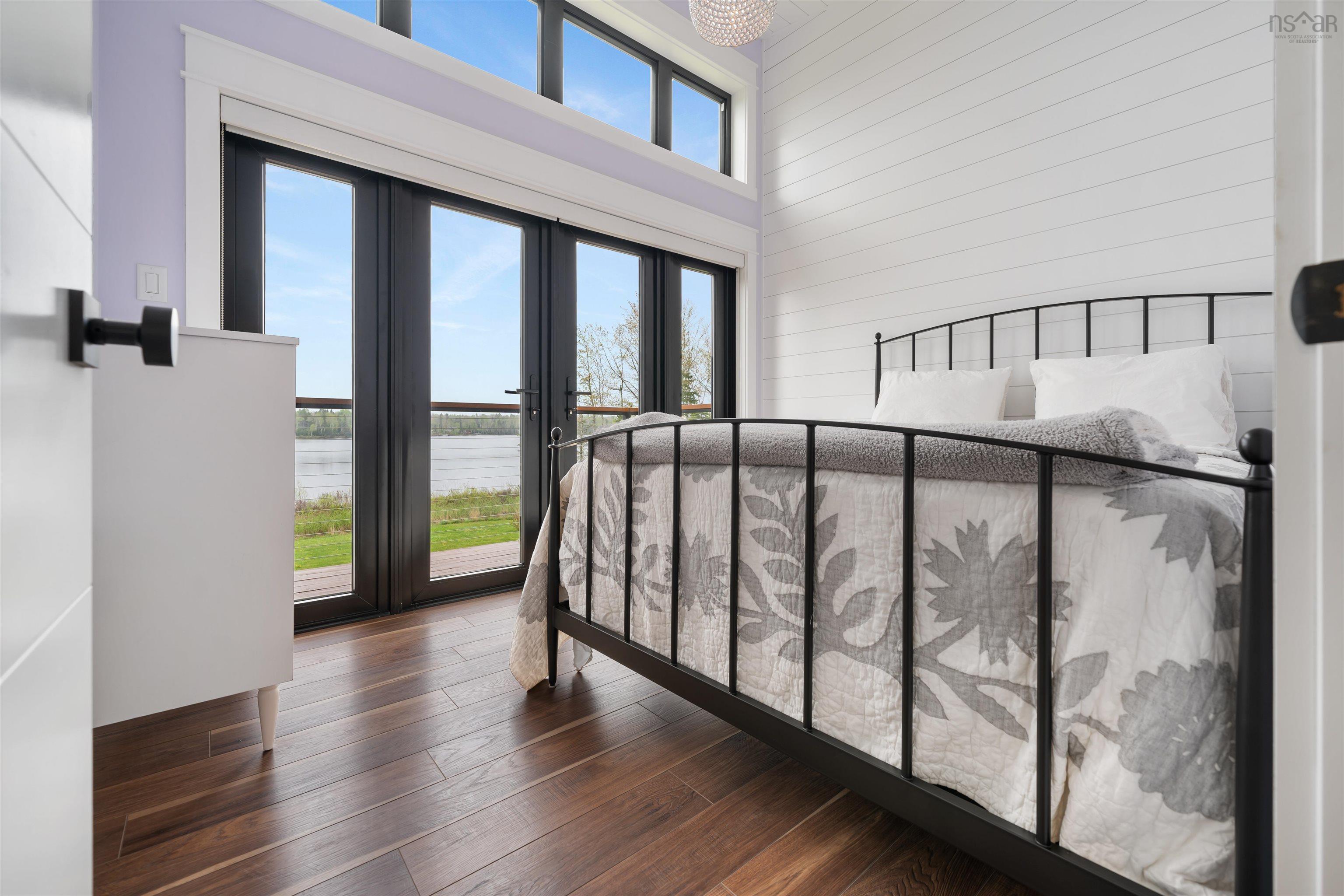 $1,200,000.00: 185 Blackberry Lane, Mattatall Lake