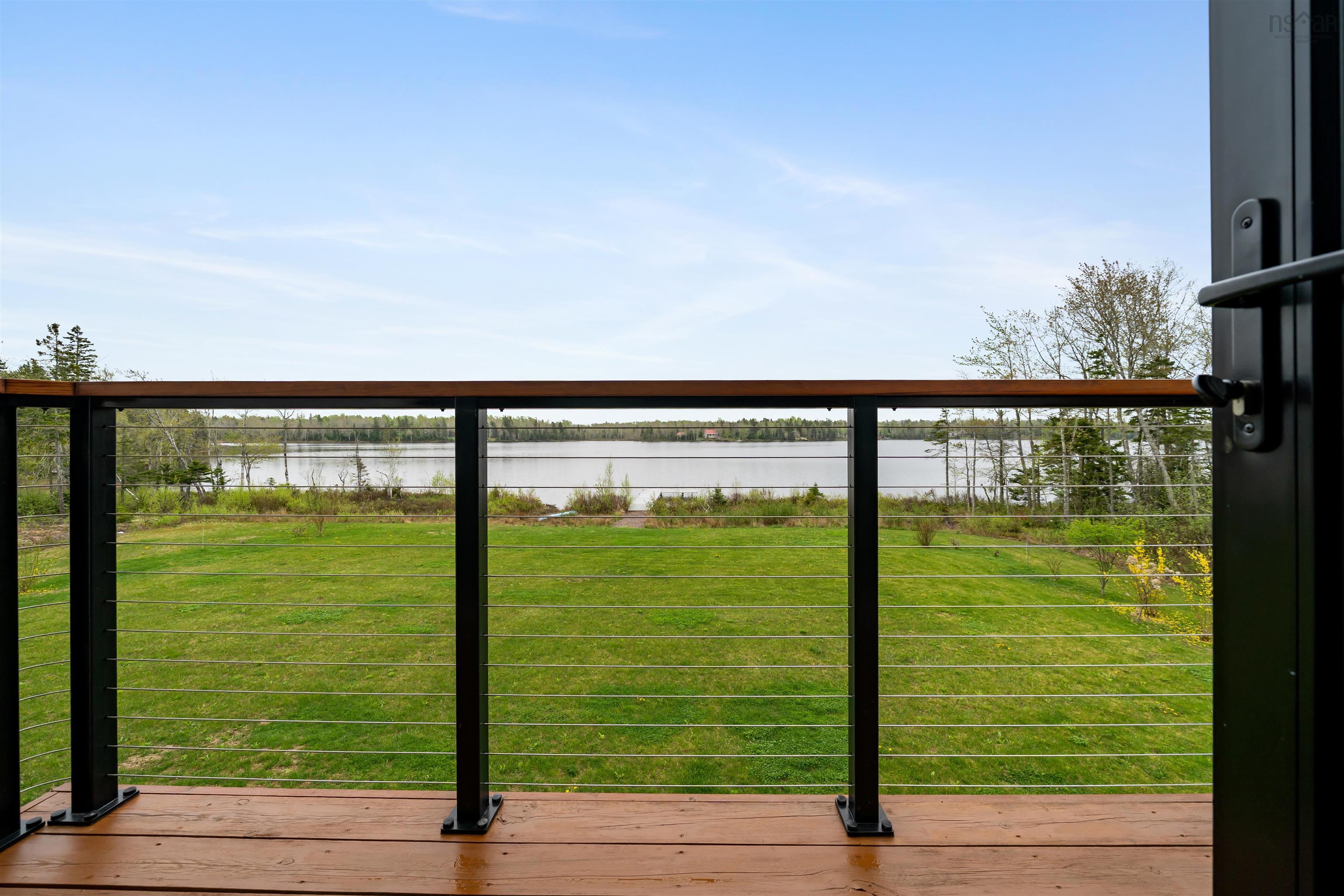 $1,200,000.00: 185 Blackberry Lane, Mattatall Lake
