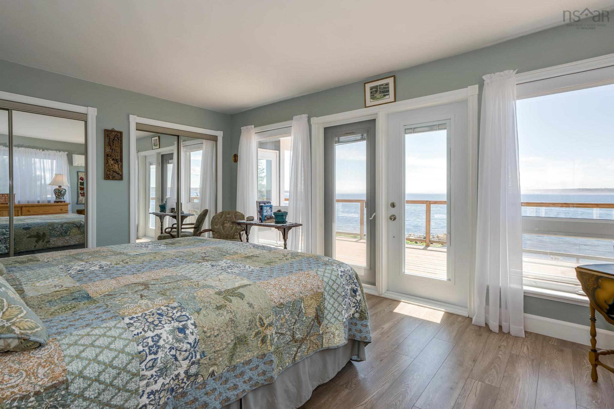 $899,900.00: 1904 Sandy Point Road, Sandy Point