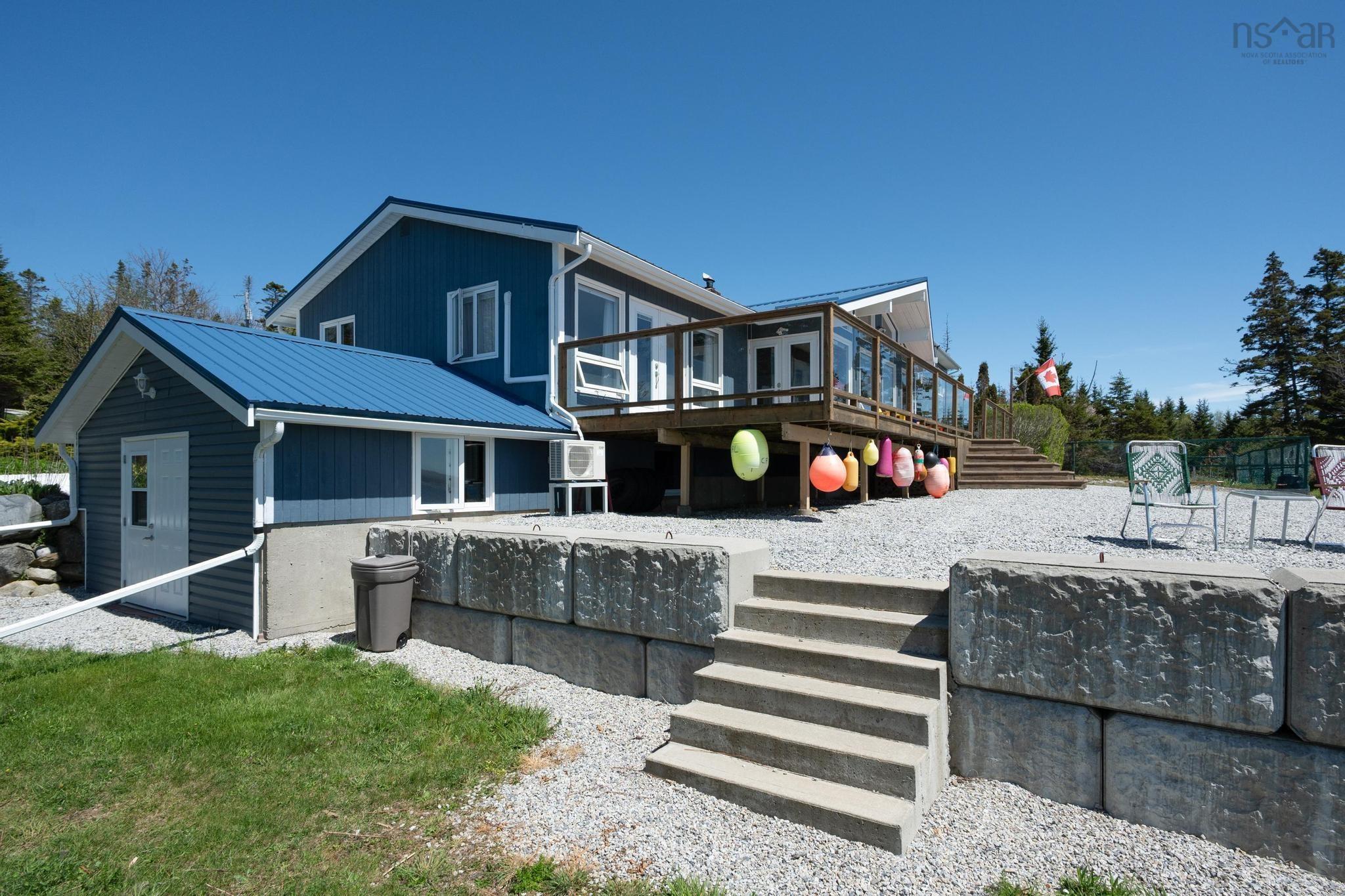 $899,900.00: 1904 Sandy Point Road, Sandy Point