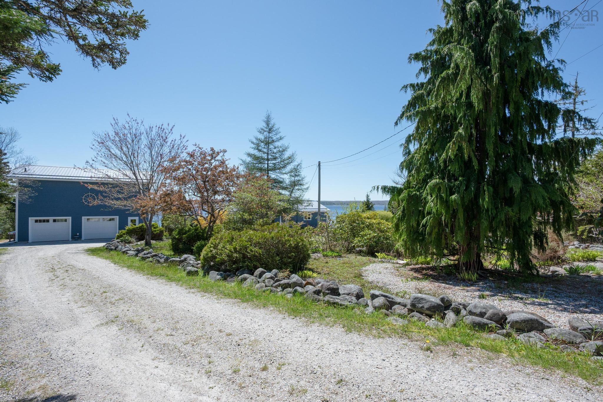 $899,900.00: 1904 Sandy Point Road, Sandy Point