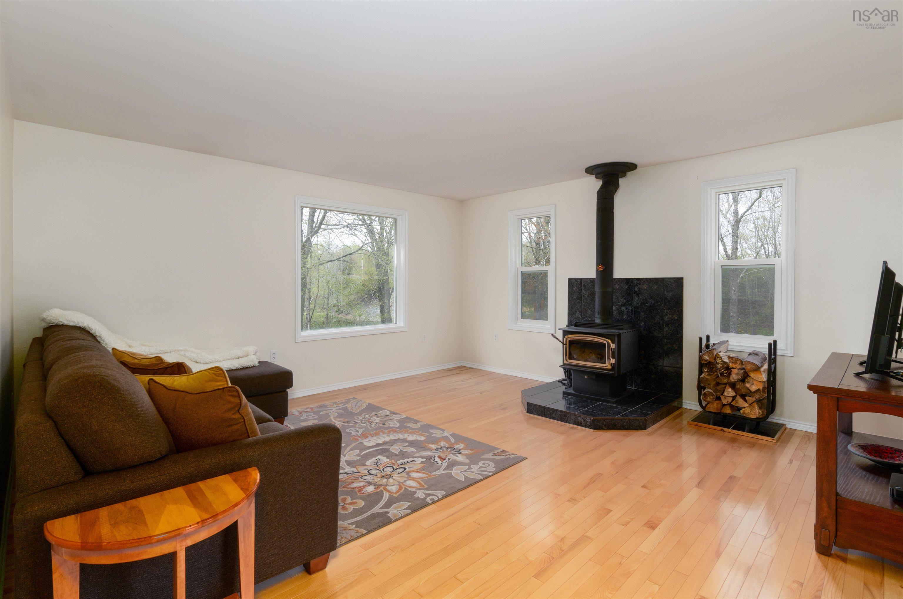 $699,900.00: 36 Kings Road, Wellington