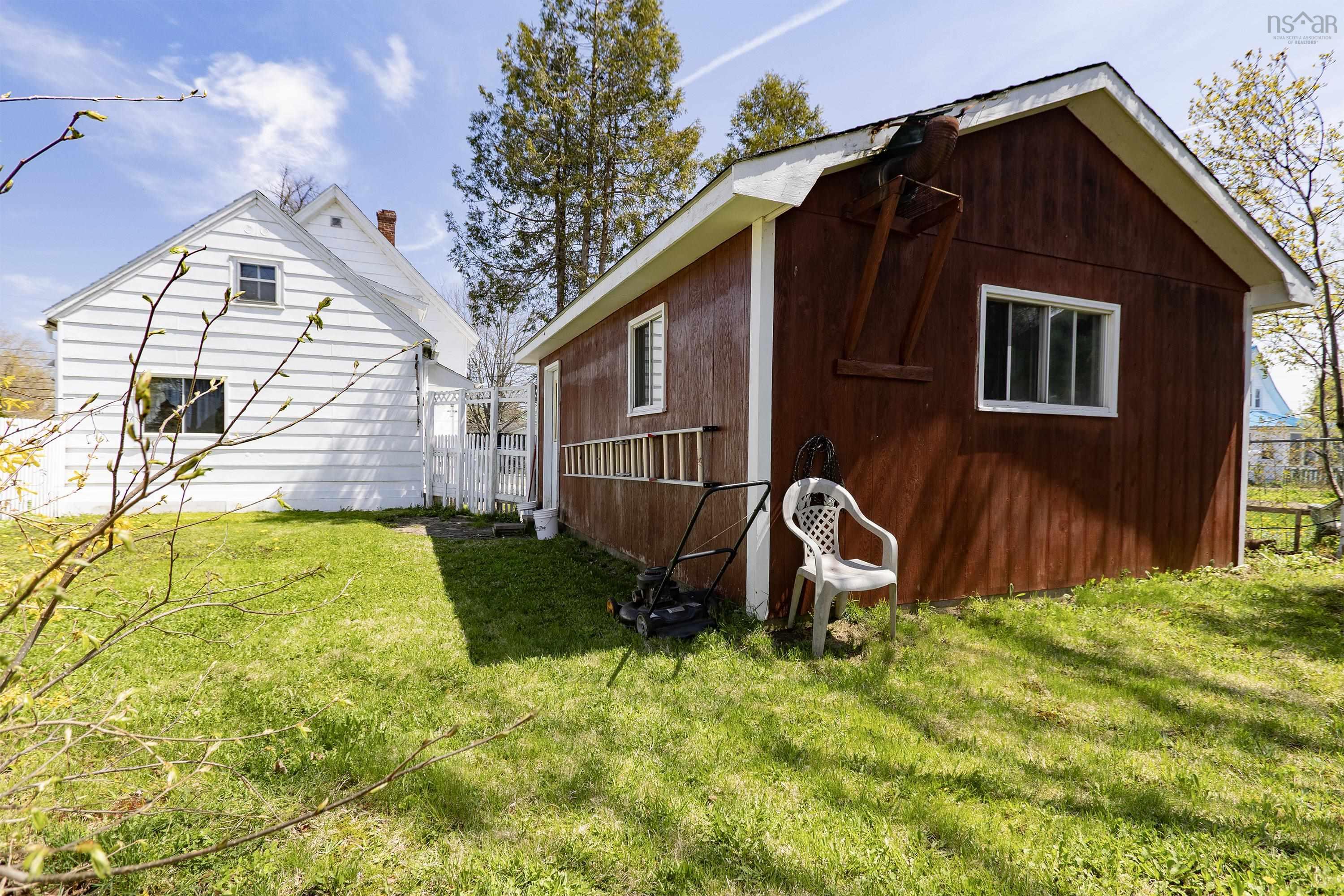 $229,900.00: 49 Chapel Street, Parrsboro