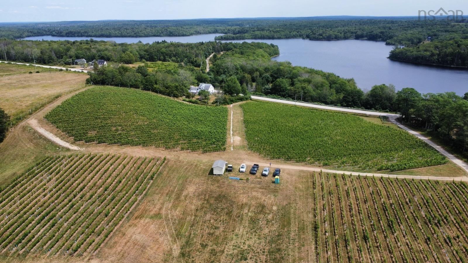 $1,490,000.00: 4113 340 Highway, Carleton