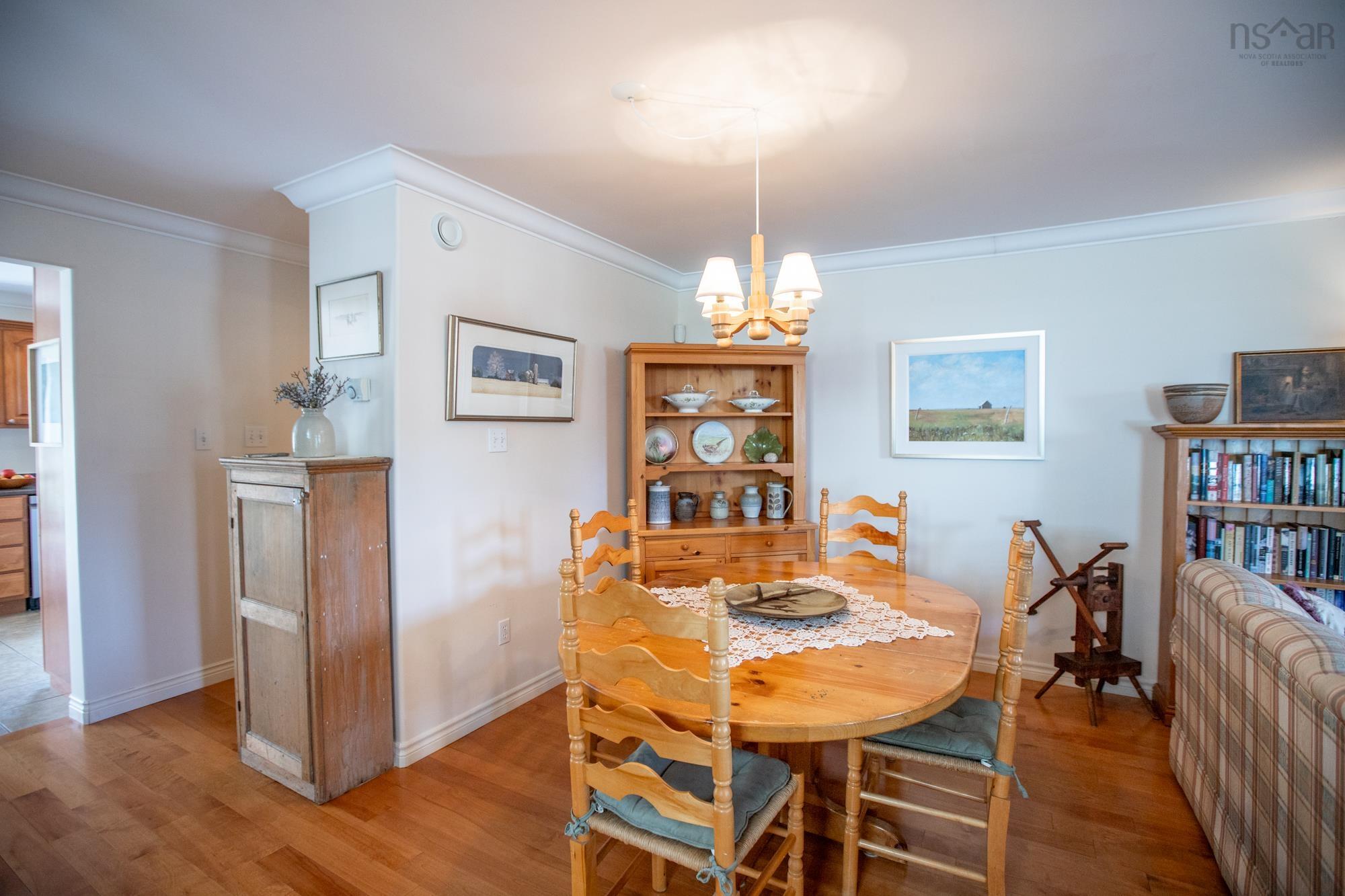 $599,000.00: 61 Fleetview Drive, Halifax