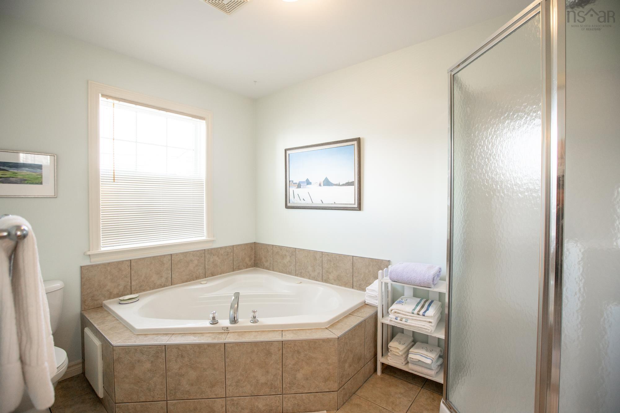 $599,000.00: 61 Fleetview Drive, Halifax