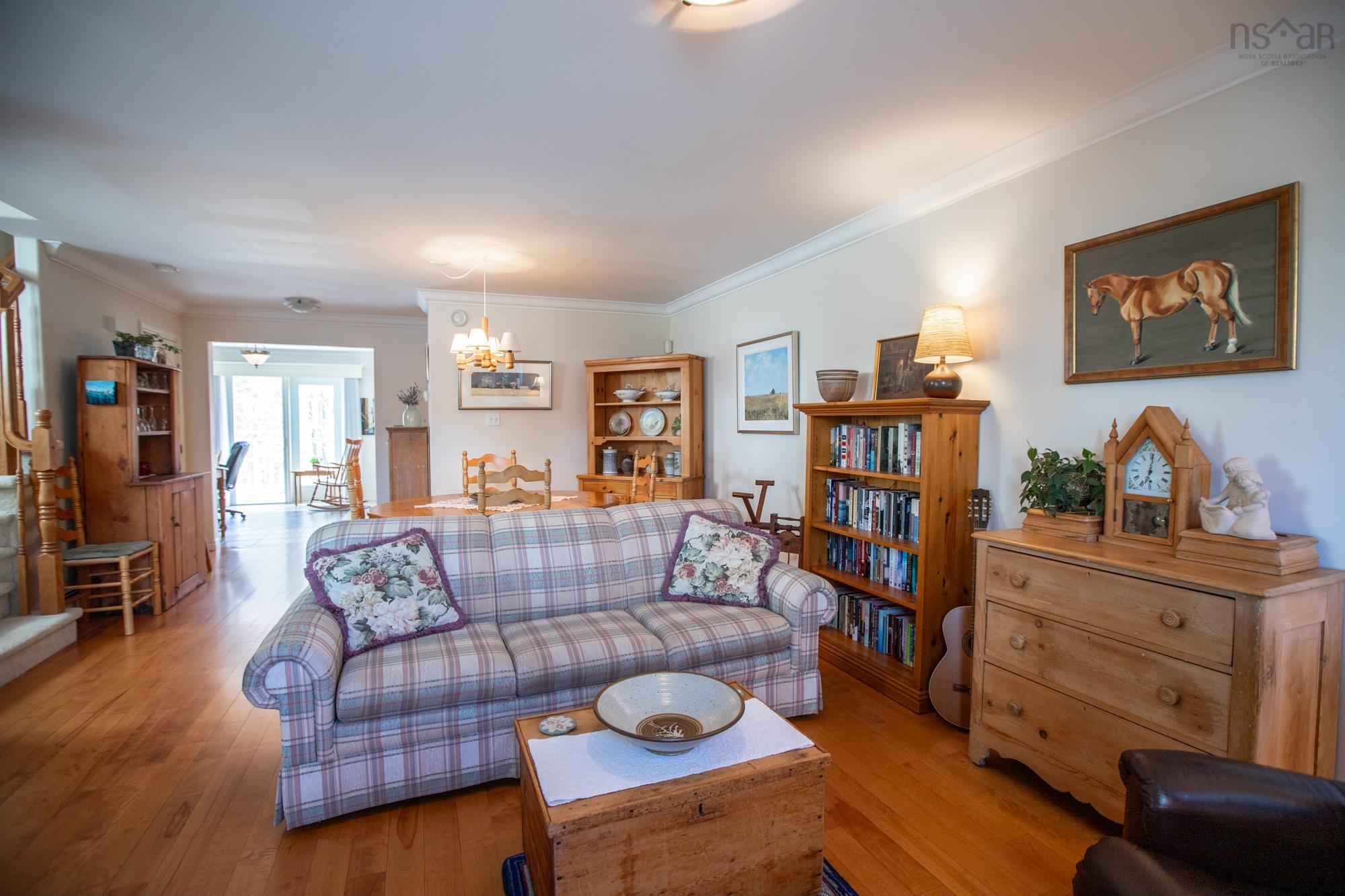 $599,000.00: 61 Fleetview Drive, Halifax
