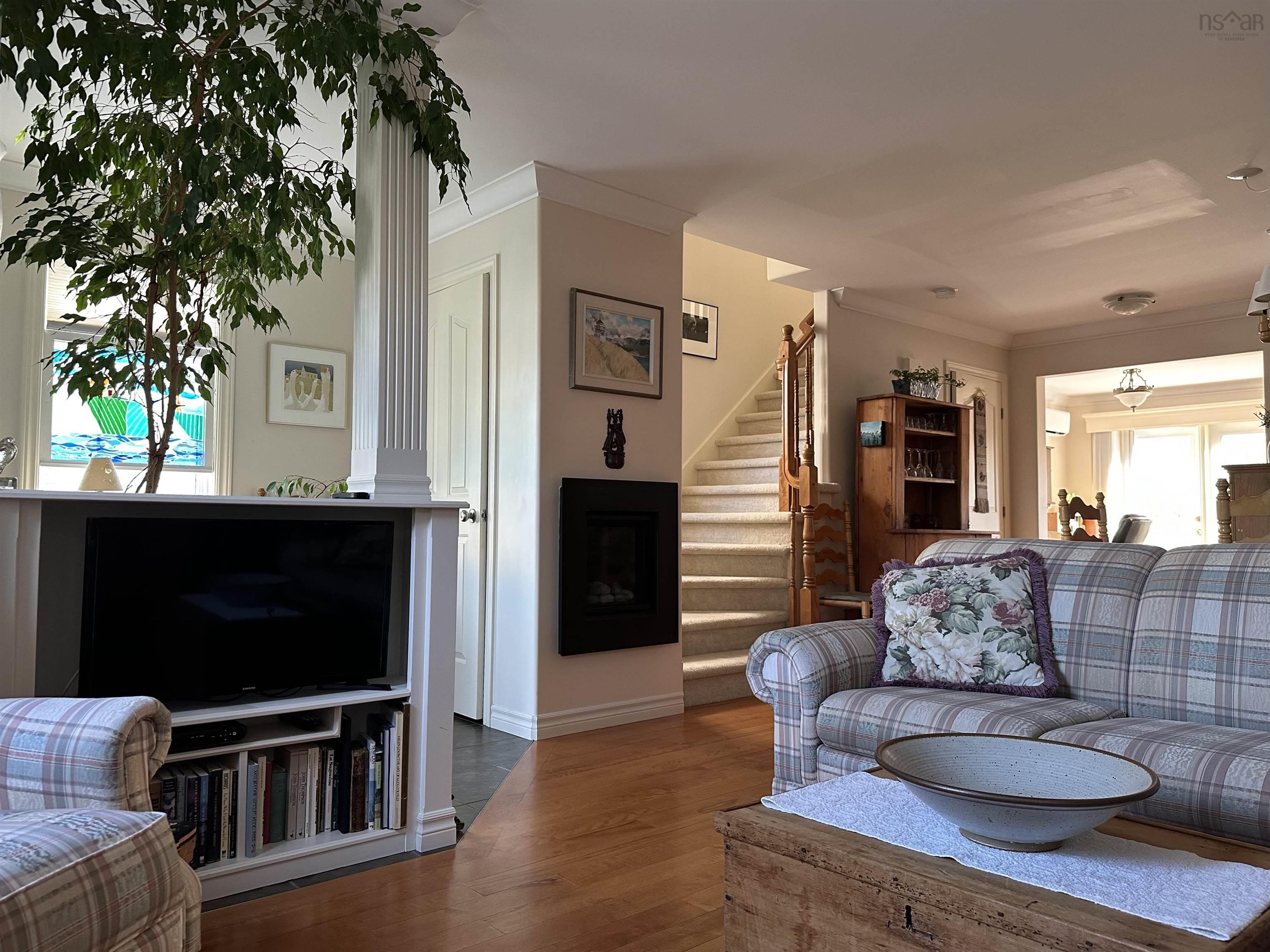 $599,000.00: 61 Fleetview Drive, Halifax