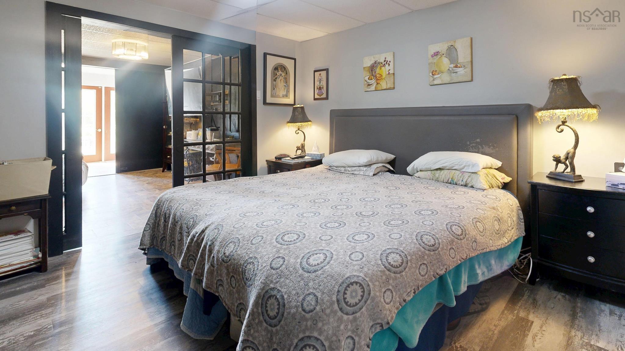 $450,000.00: 104 Clarence Road W, Beaconsfield