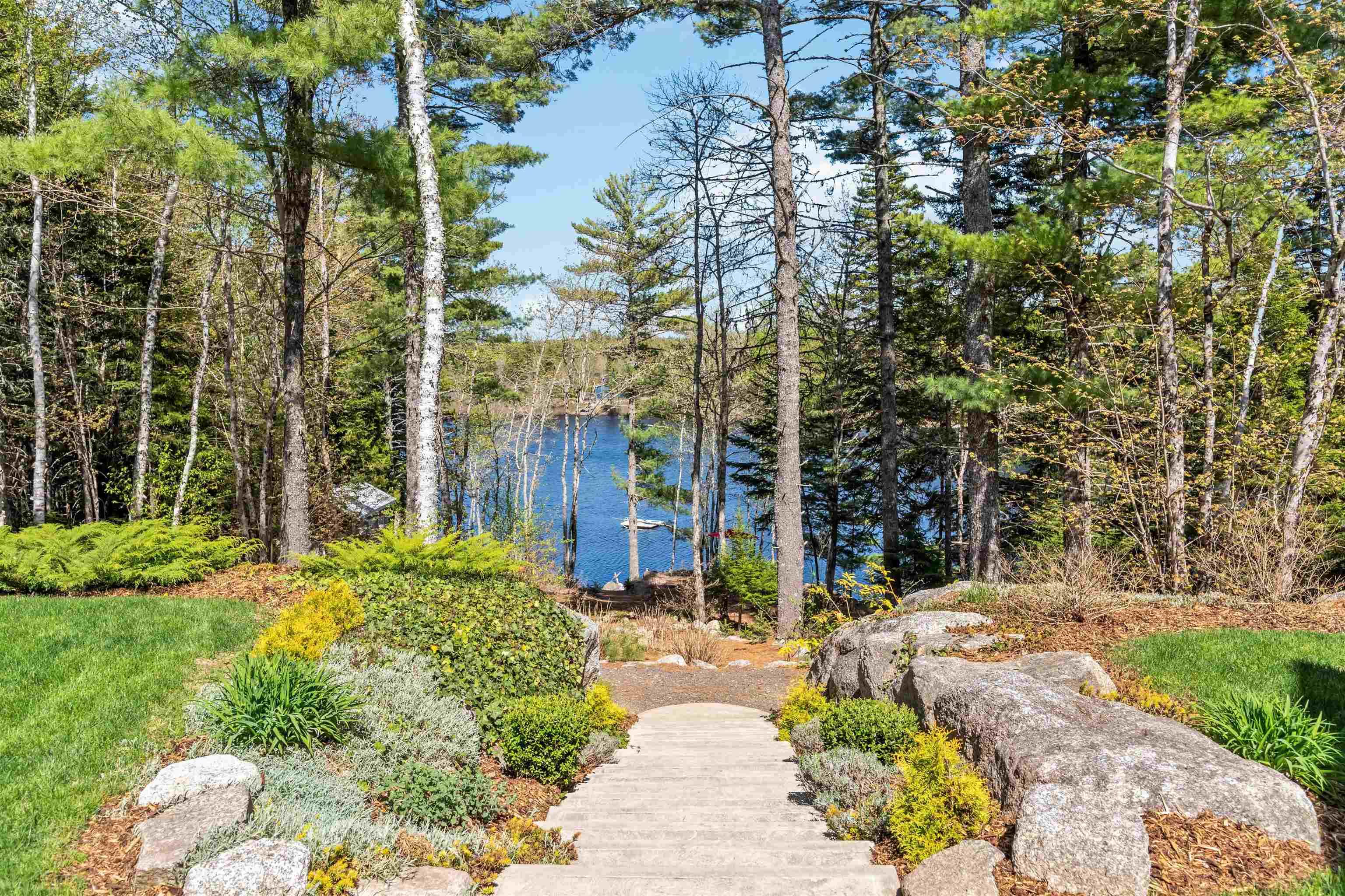 $800,000.00: 543 Loon Lake Drive, Lake Paul
