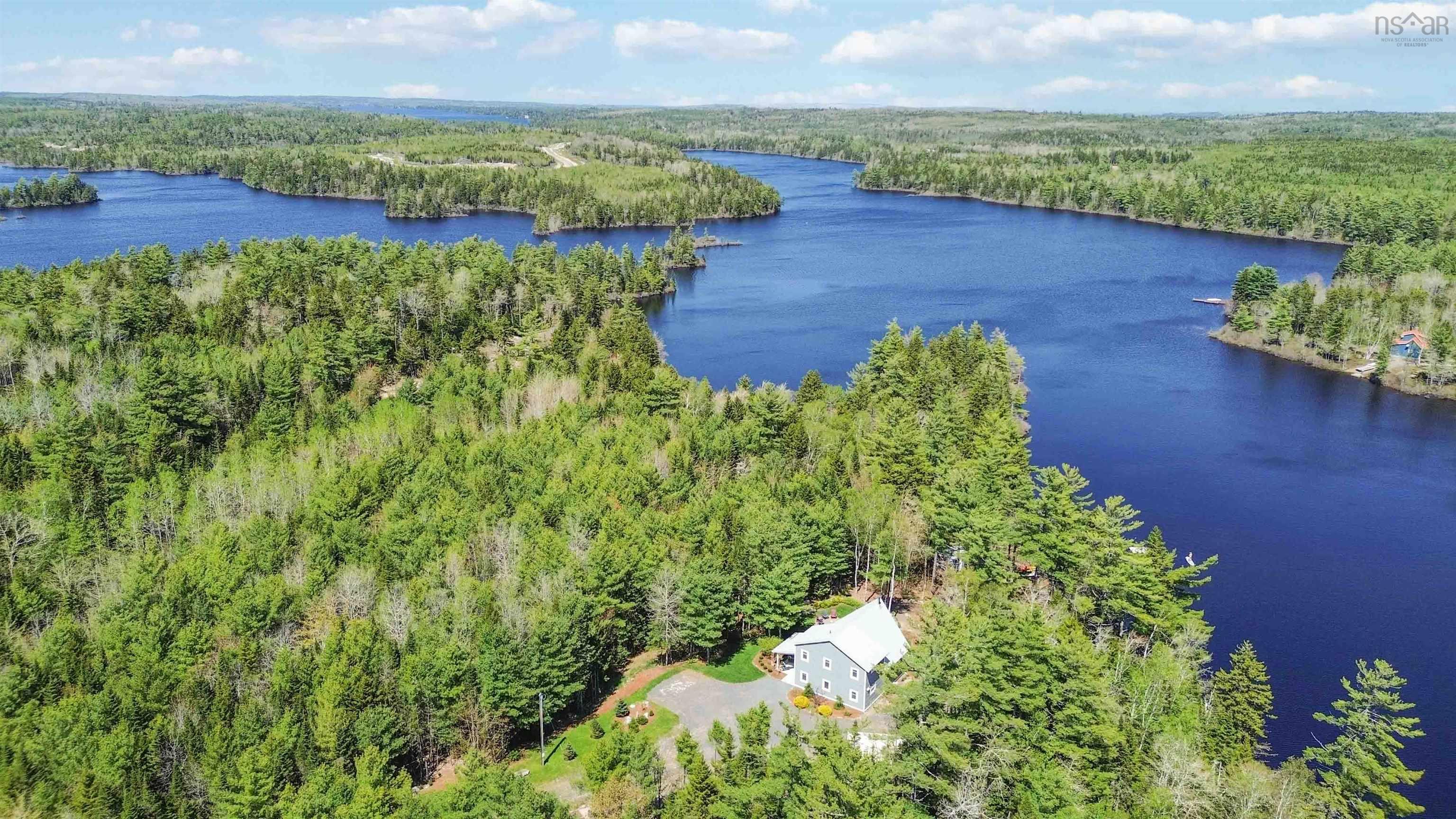 $800,000.00: 543 Loon Lake Drive, Lake Paul