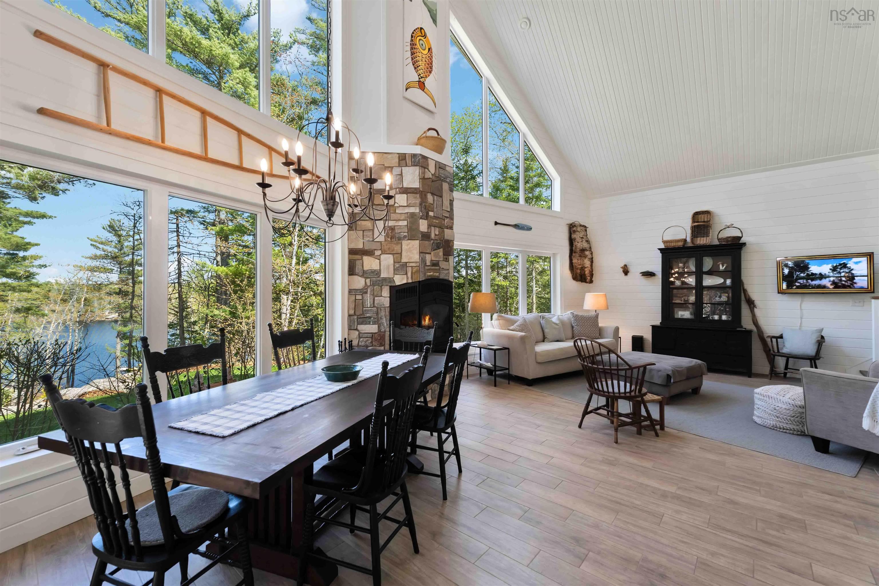 $800,000.00: 543 Loon Lake Drive, Lake Paul