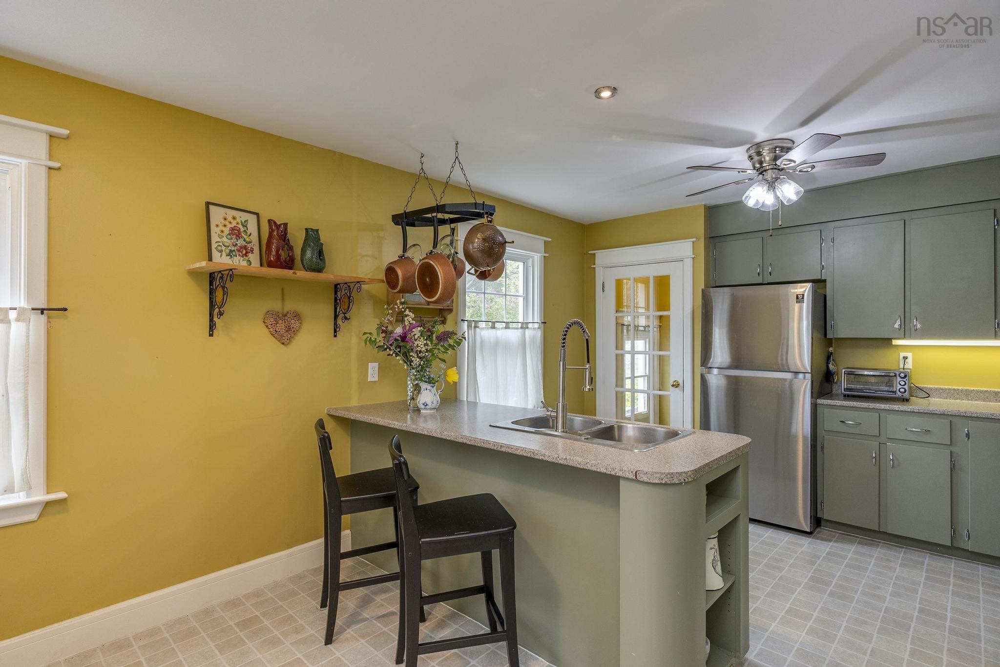 $569,900.00: 341 College Road, Windsor