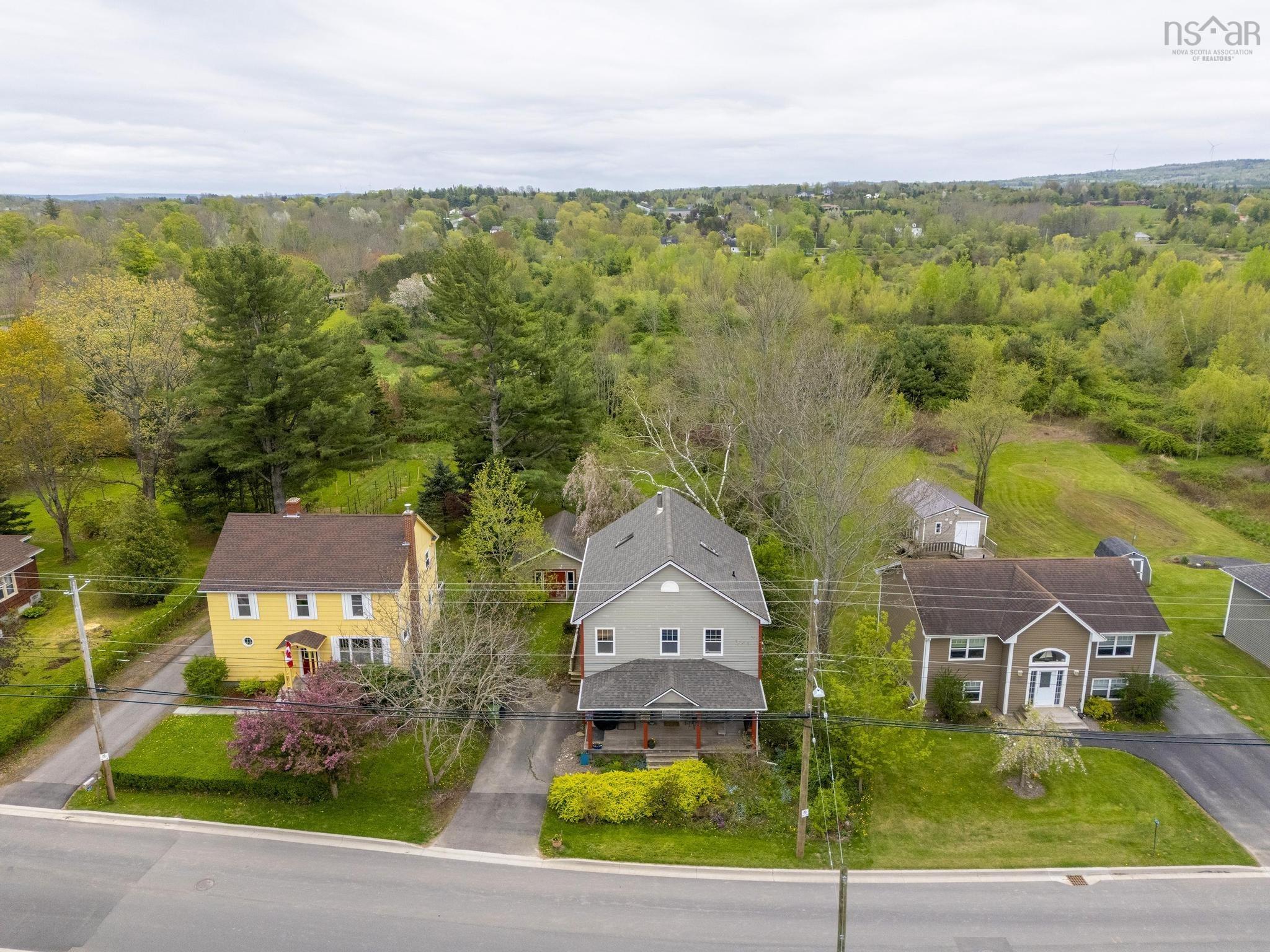 $569,900.00: 341 College Road, Windsor