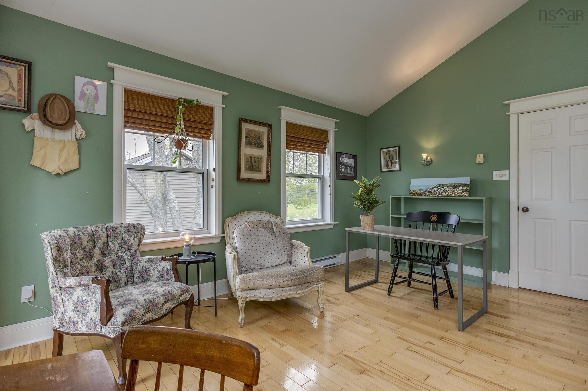 $569,900.00: 341 College Road, Windsor
