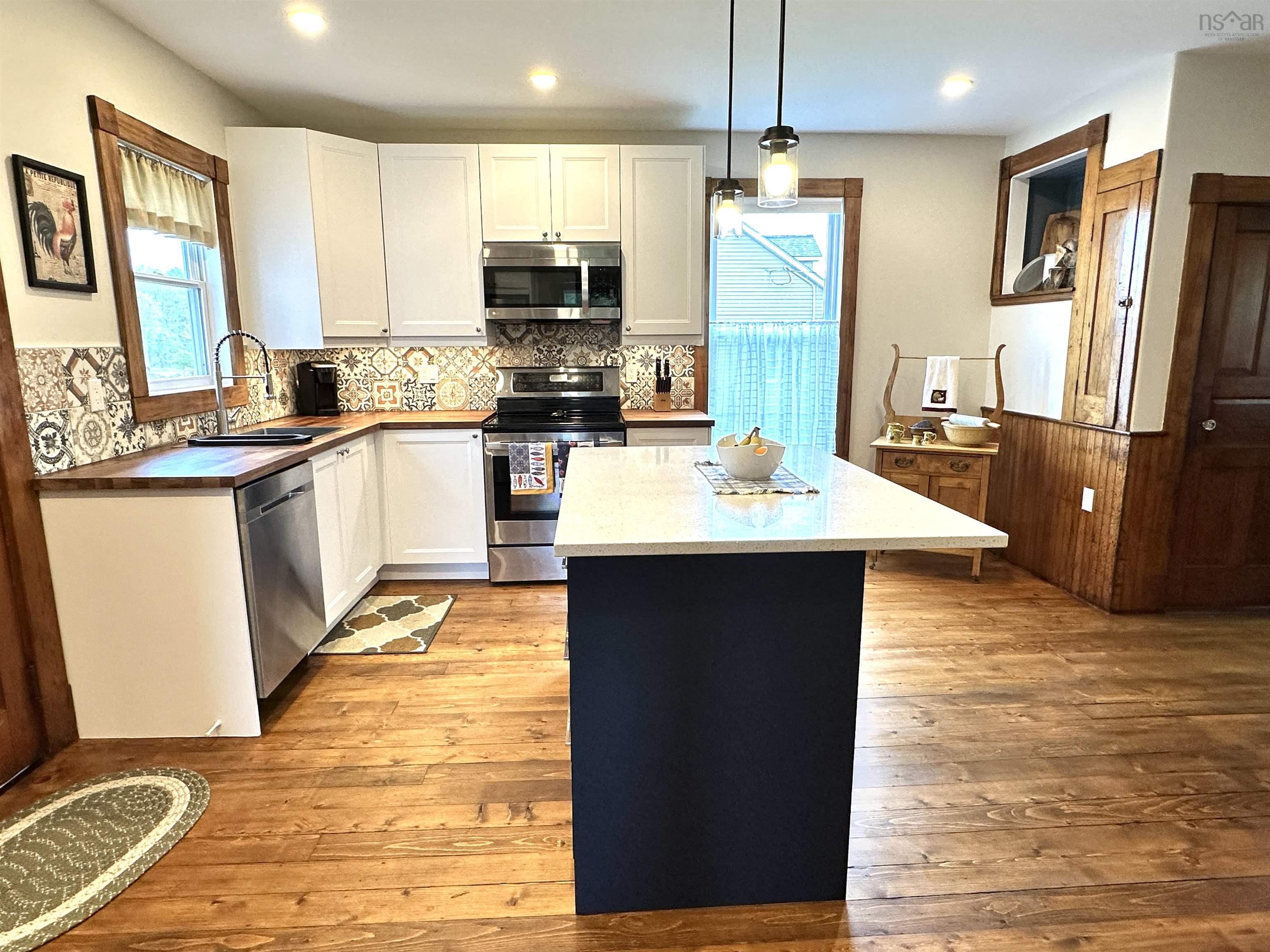 $375,000.00: 423 Highway 8, Milton