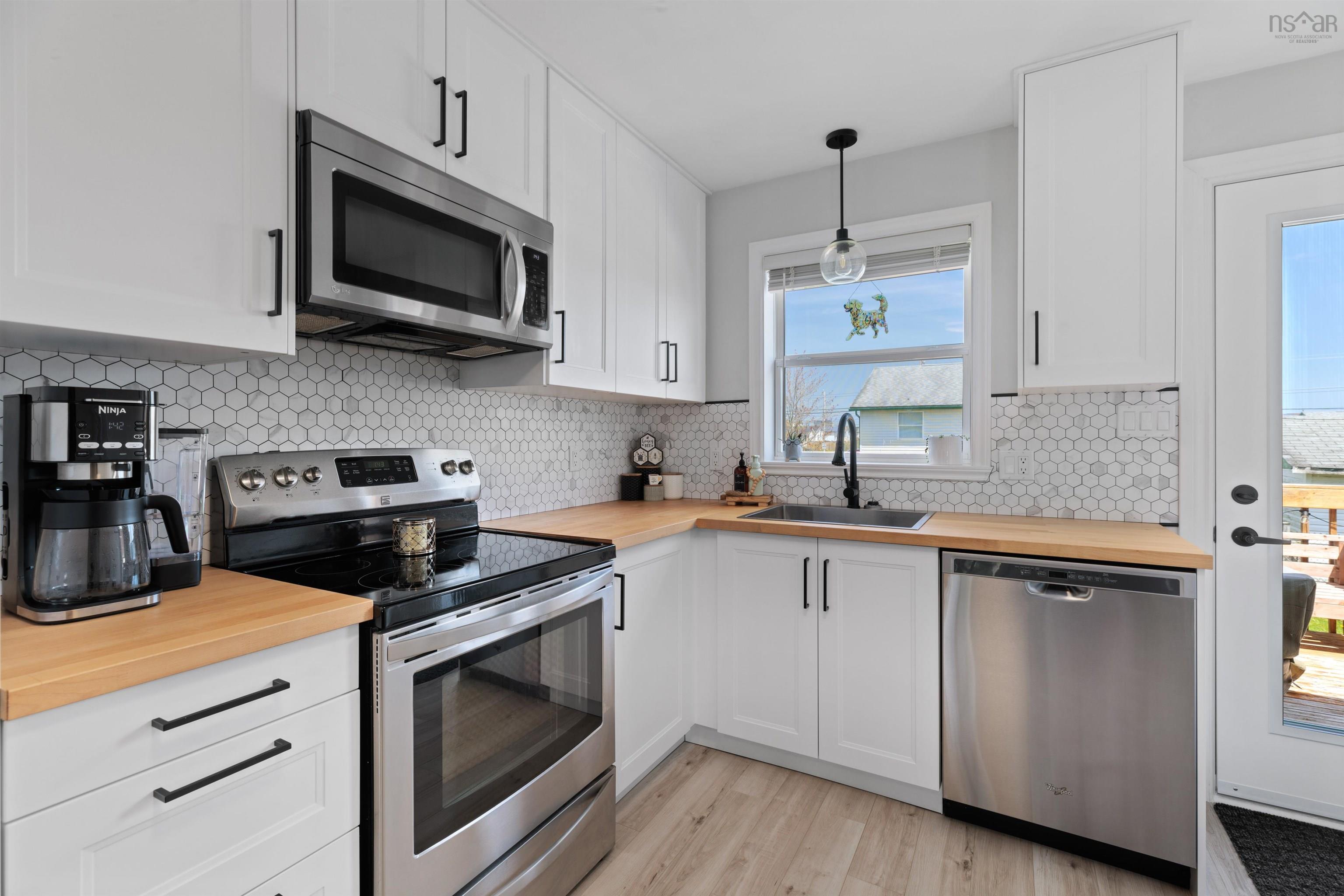 $439,900.00: 28 Melrose Crescent, Eastern Passage