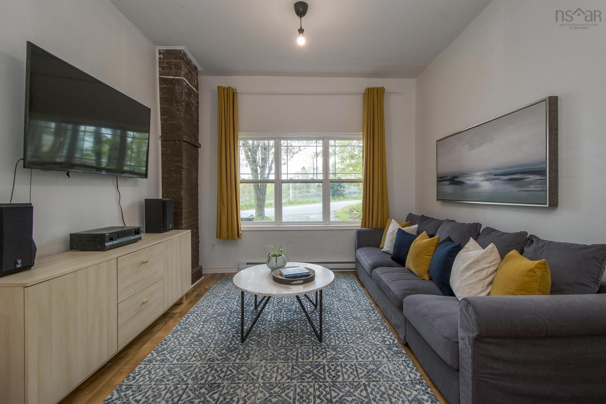 $399,900.00: 79 School Avenue, Halifax