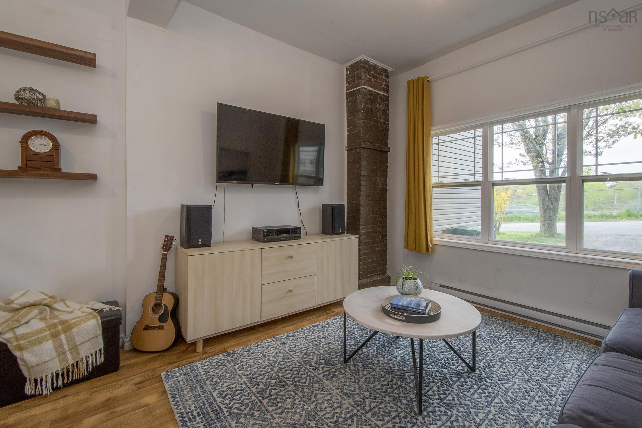 $399,900.00: 79 School Avenue, Halifax