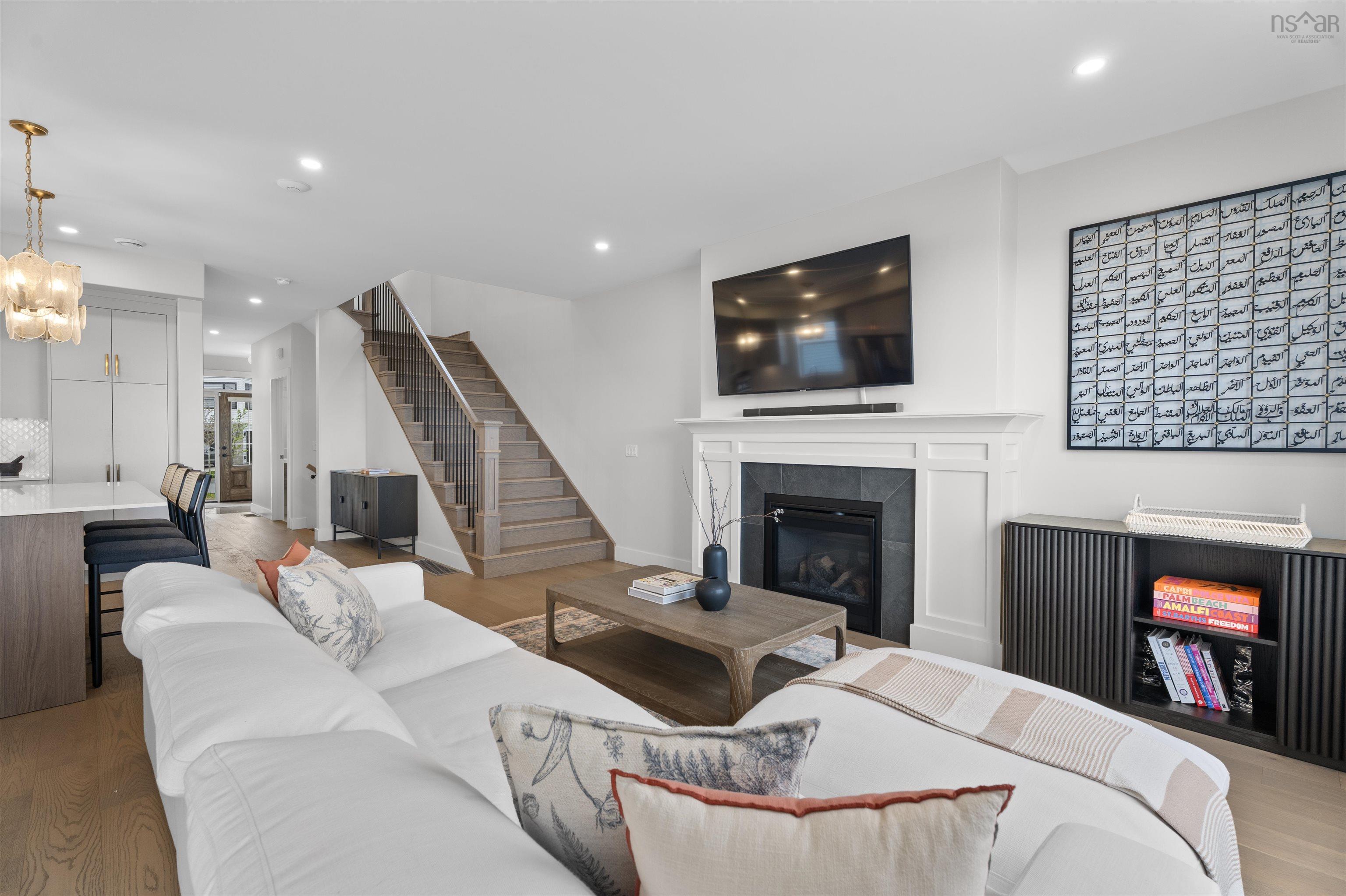 $785,000.00: 31 Darjeeling Drive, Halifax