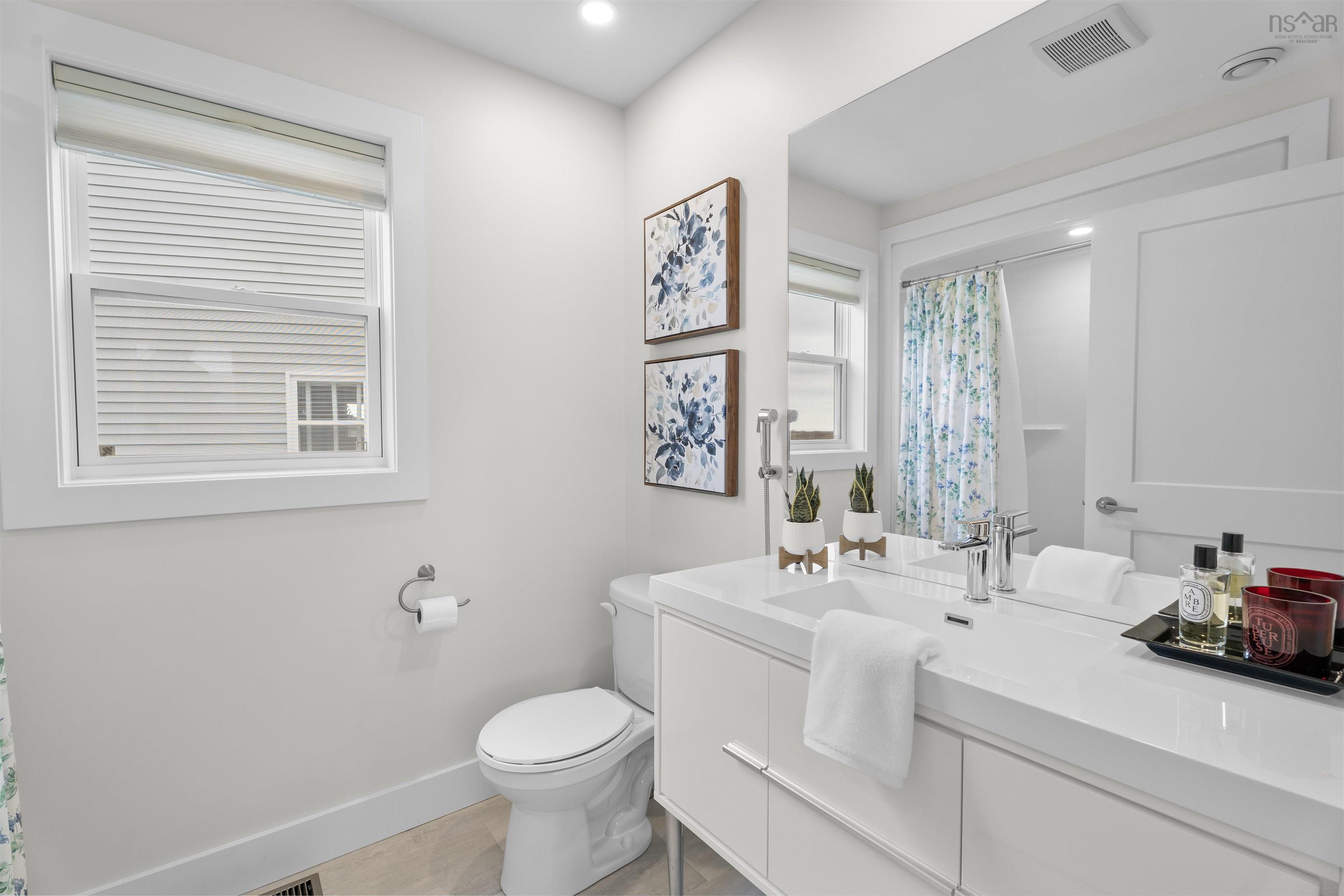 $785,000.00: 31 Darjeeling Drive, Halifax
