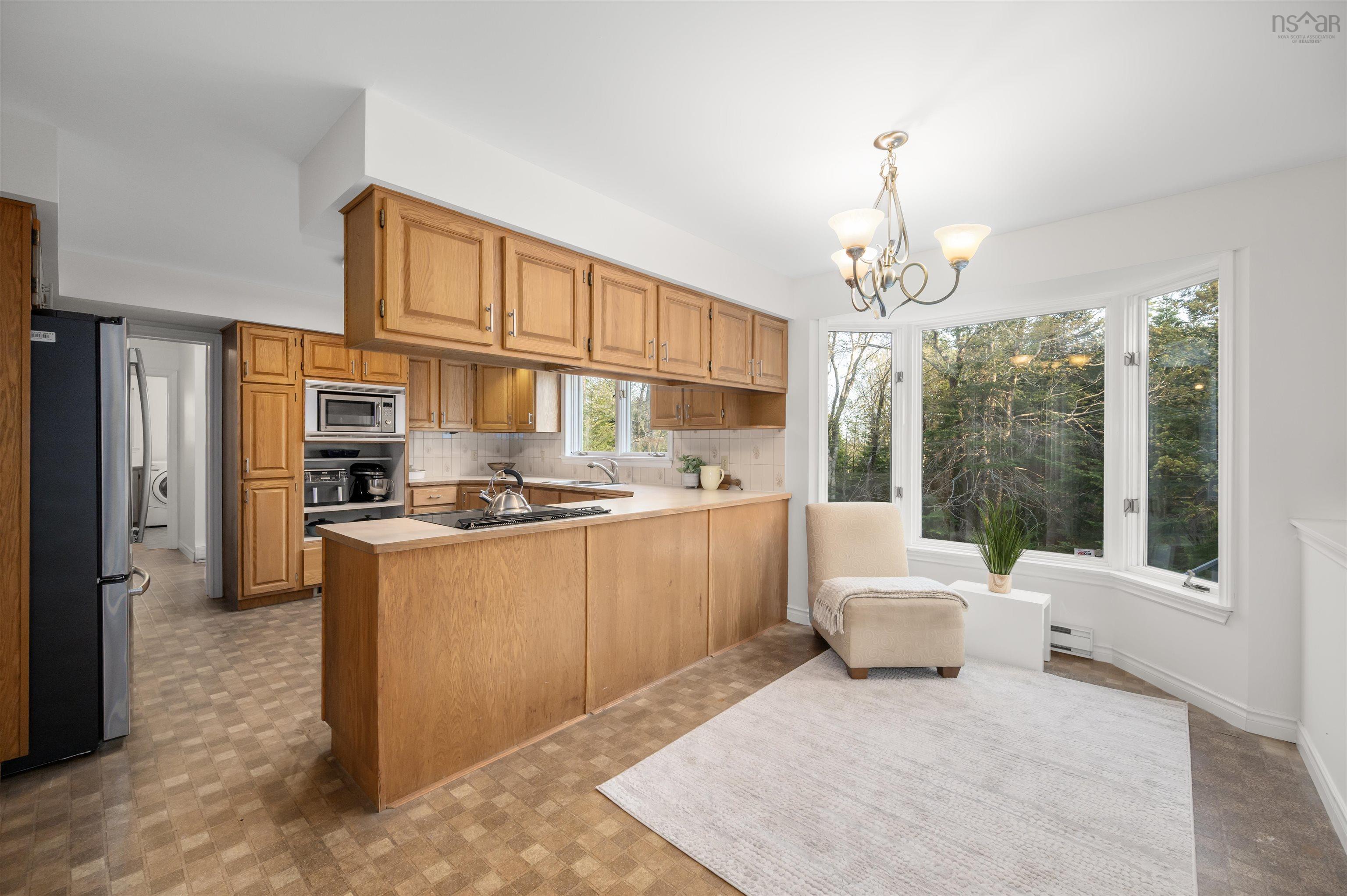 $689,000.00: 203 Richardson Drive, Fall River