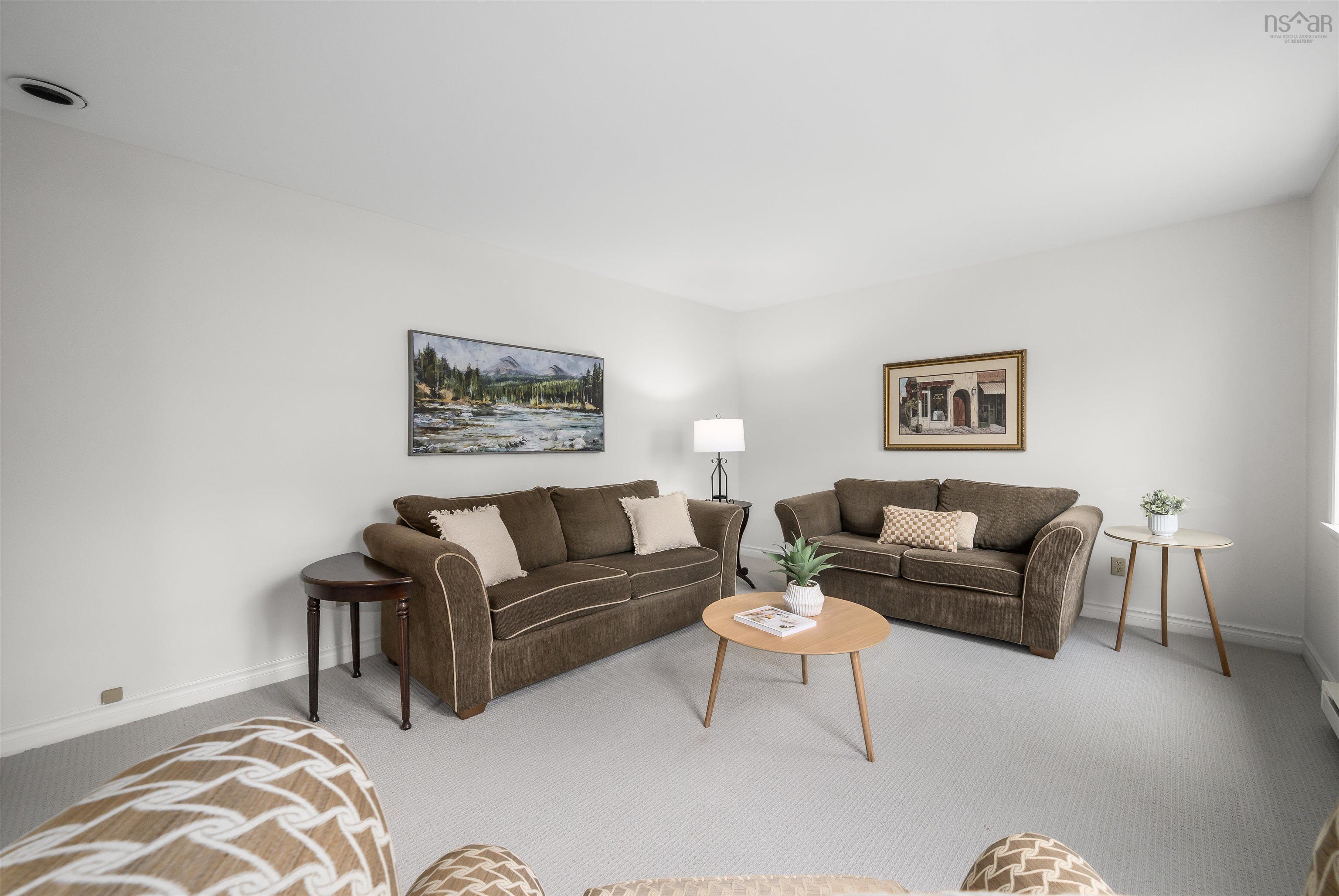 $689,000.00: 203 Richardson Drive, Fall River
