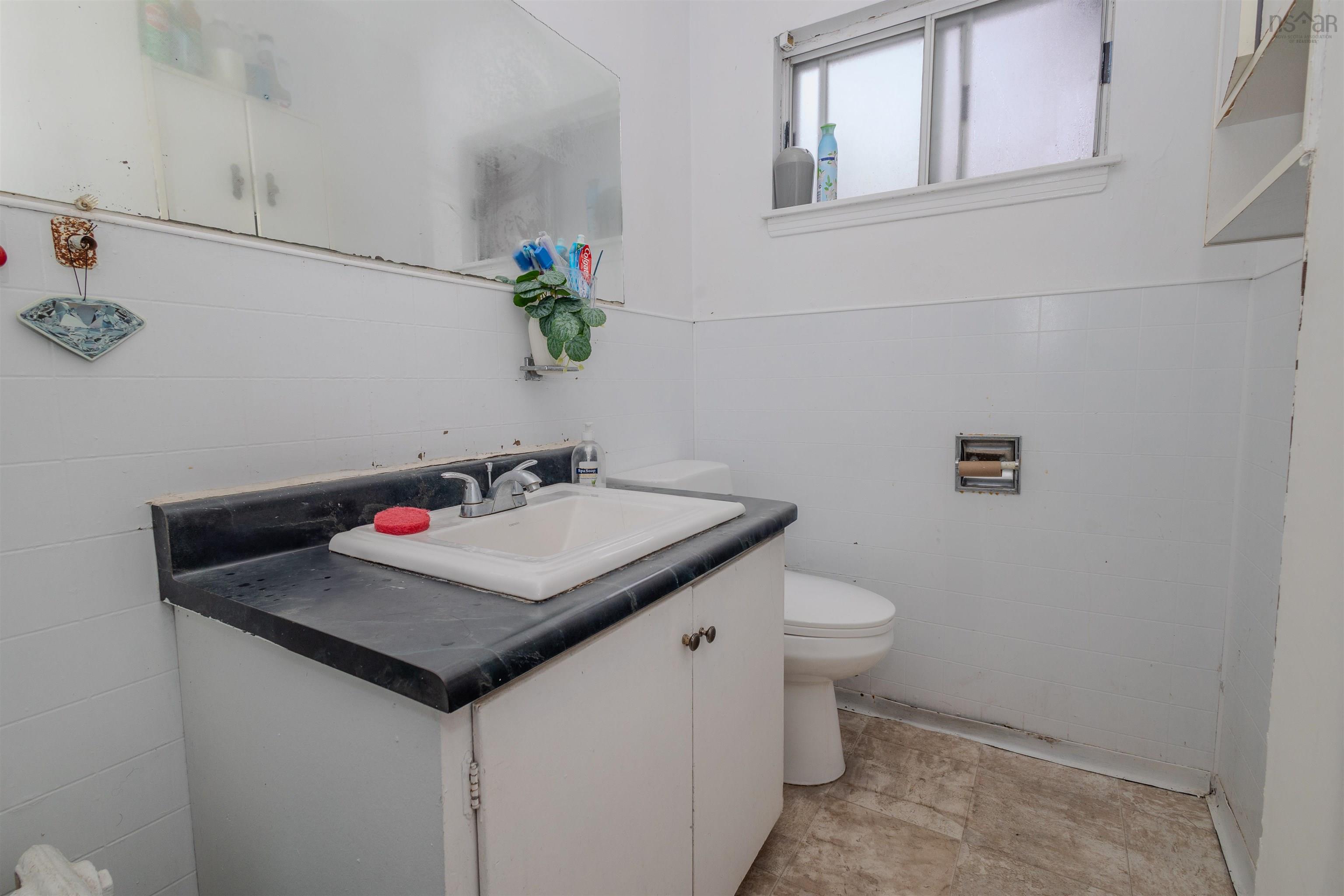 $244,900.00: 174 Brookland Street, Sydney