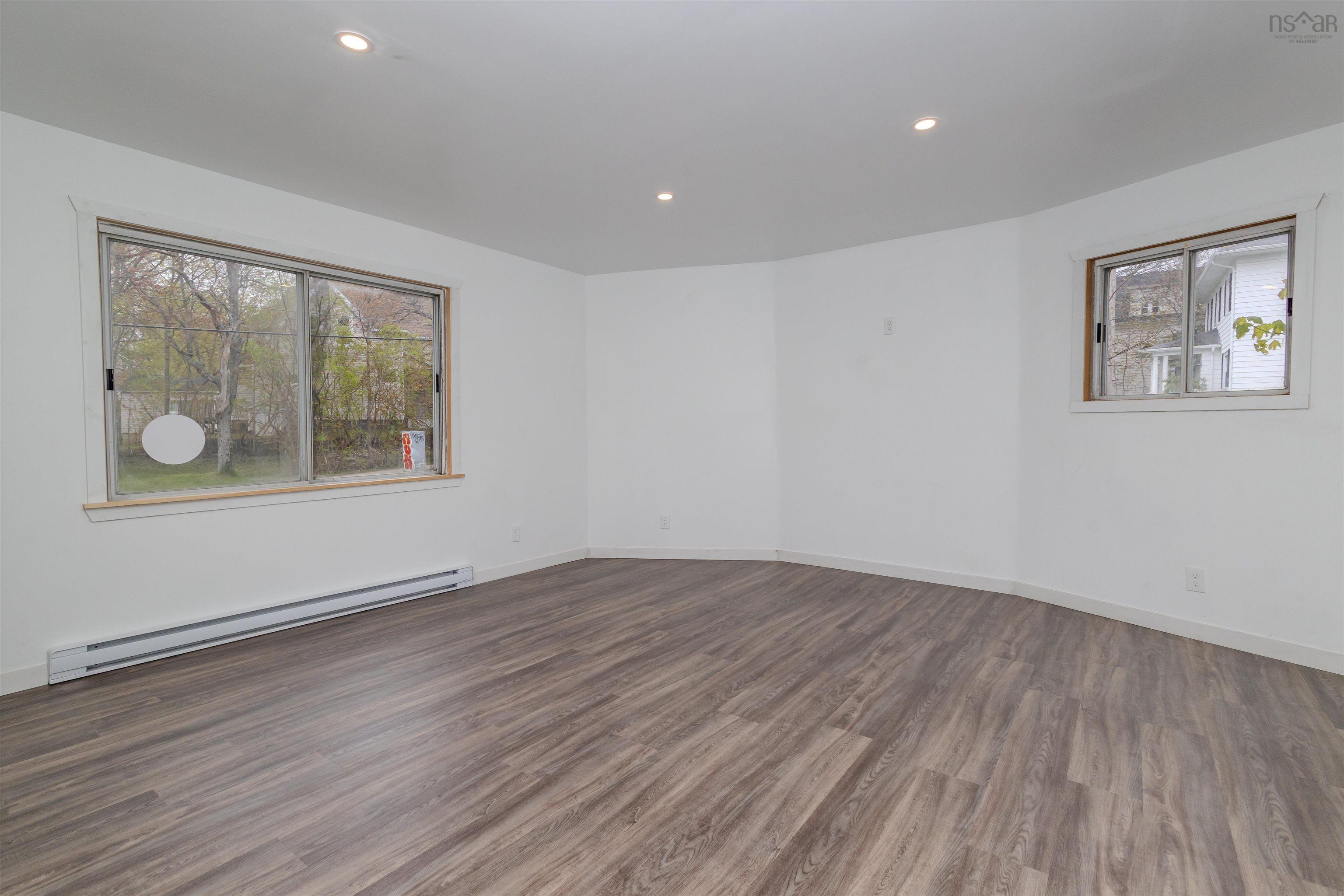 $244,900.00: 174 Brookland Street, Sydney