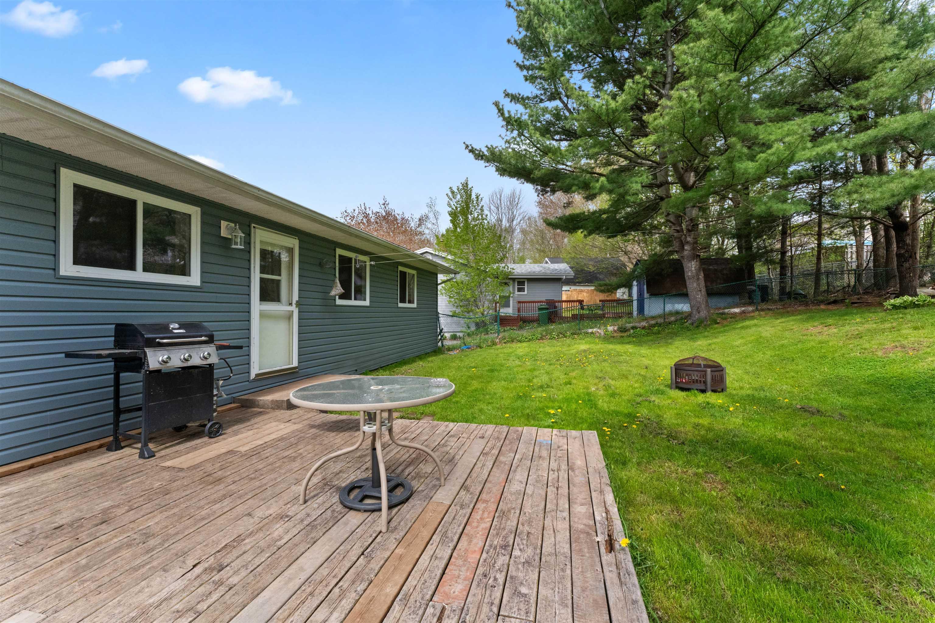 $489,900.00: 1558 Riverside Drive, Lower Sackville