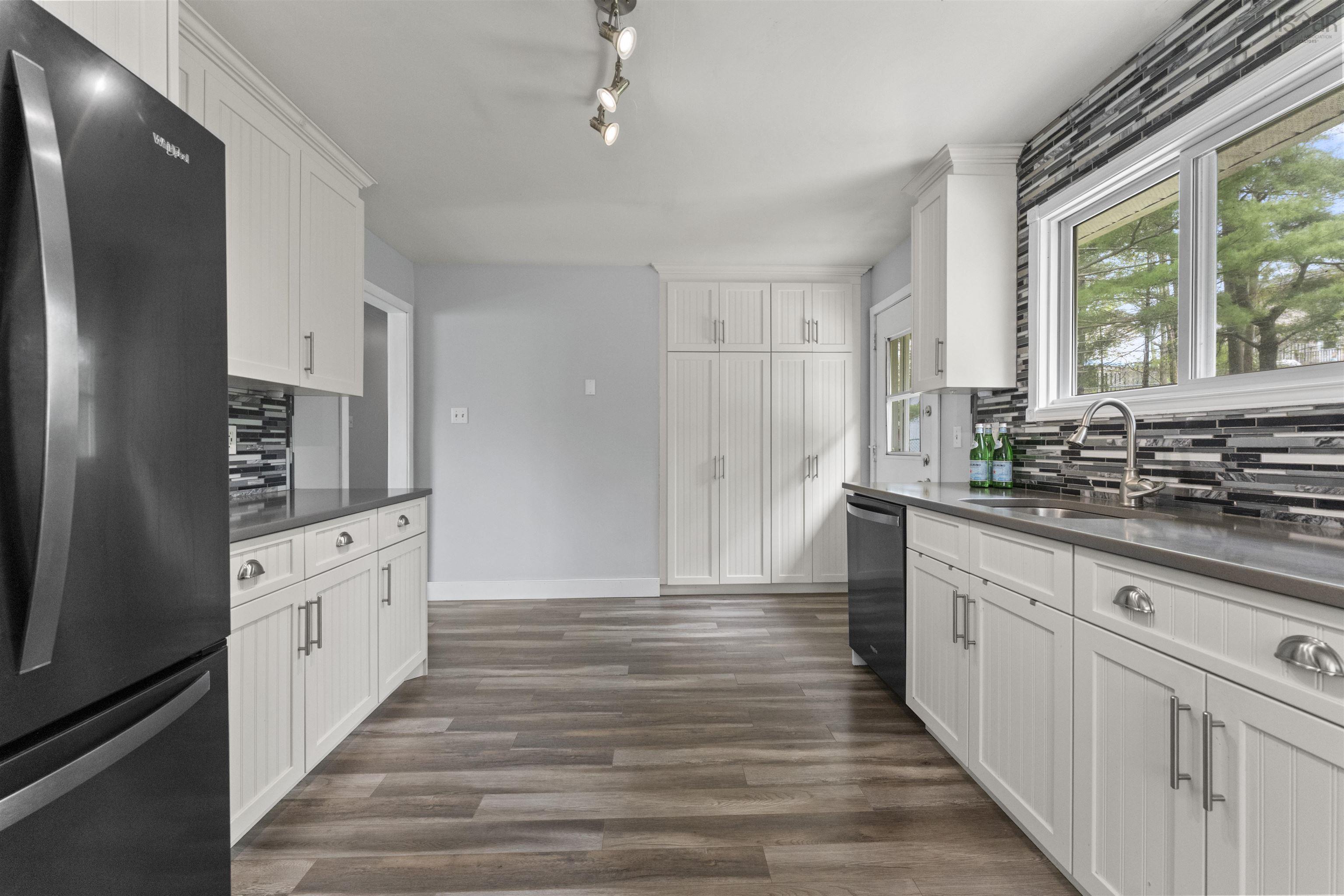 $489,900.00: 1558 Riverside Drive, Lower Sackville