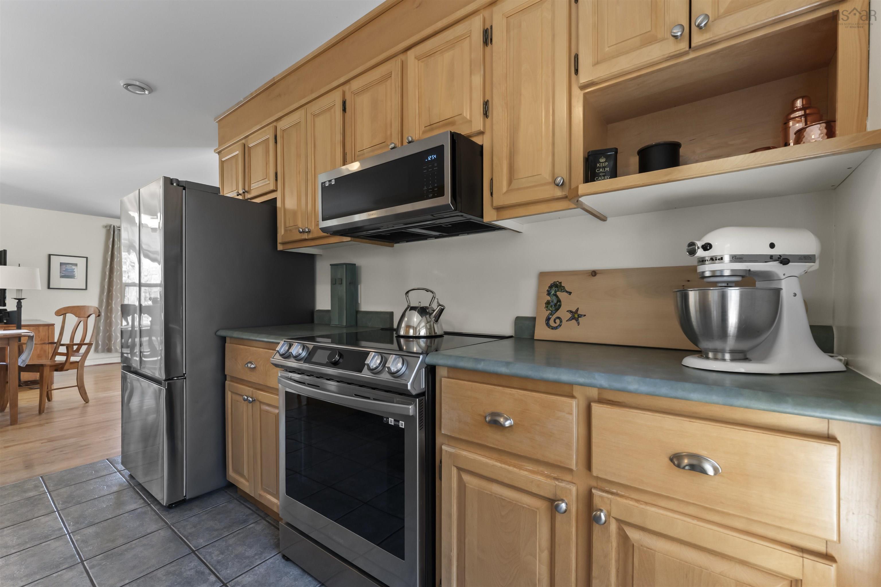 $609,900.00: 193 Dempster Crescent, Mineville