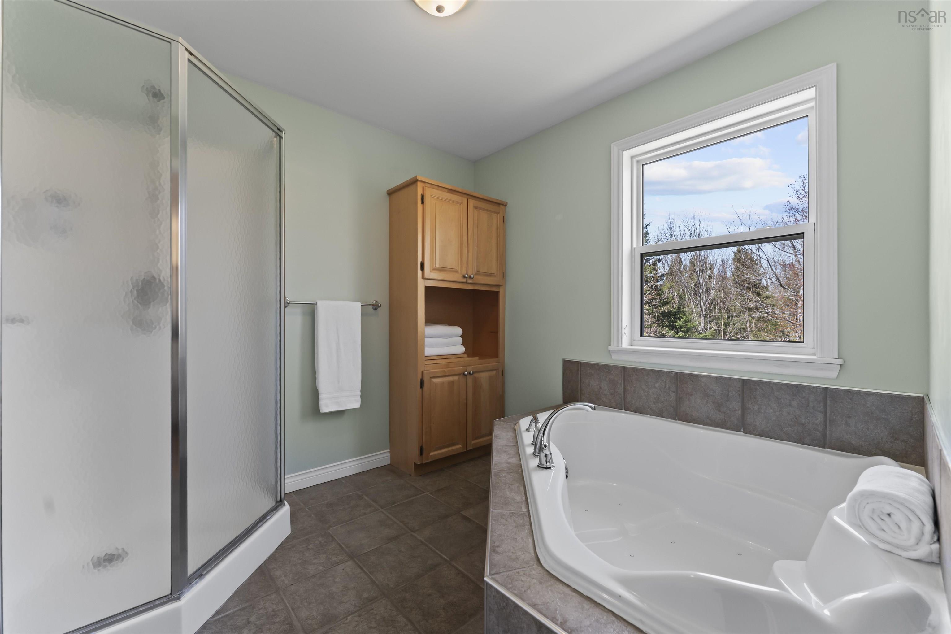 $609,900.00: 193 Dempster Crescent, Mineville