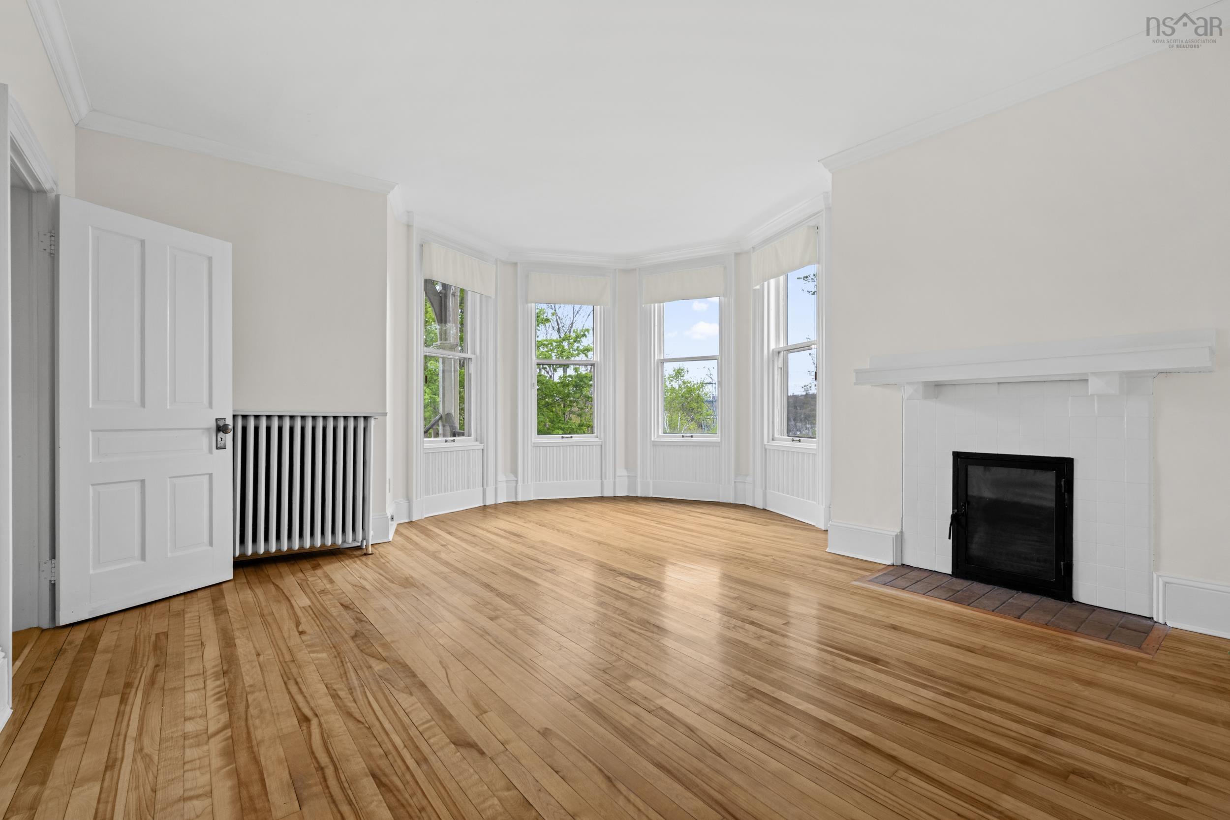 $499,900.00: 3 1991 Prince Arthur Street, Halifax