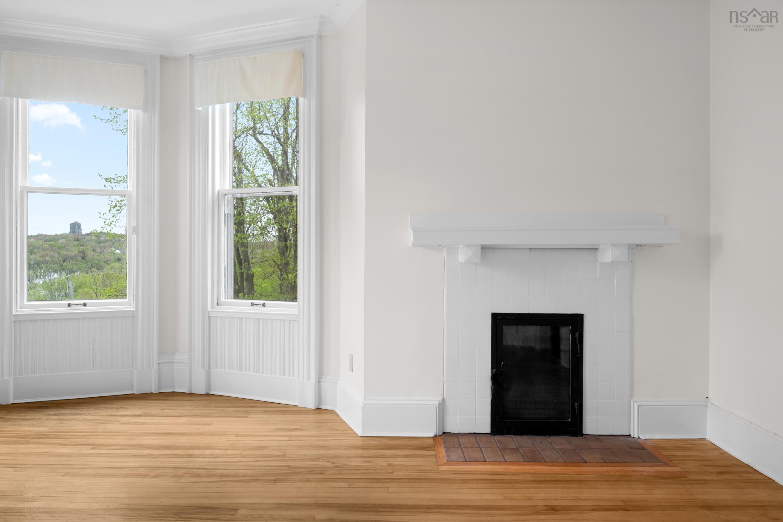 $499,900.00: 3 1991 Prince Arthur Street, Halifax