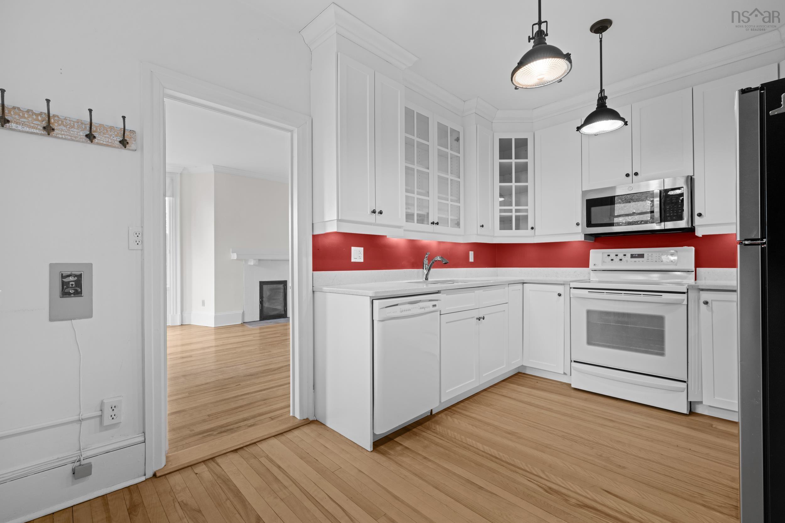 $499,900.00: 3 1991 Prince Arthur Street, Halifax