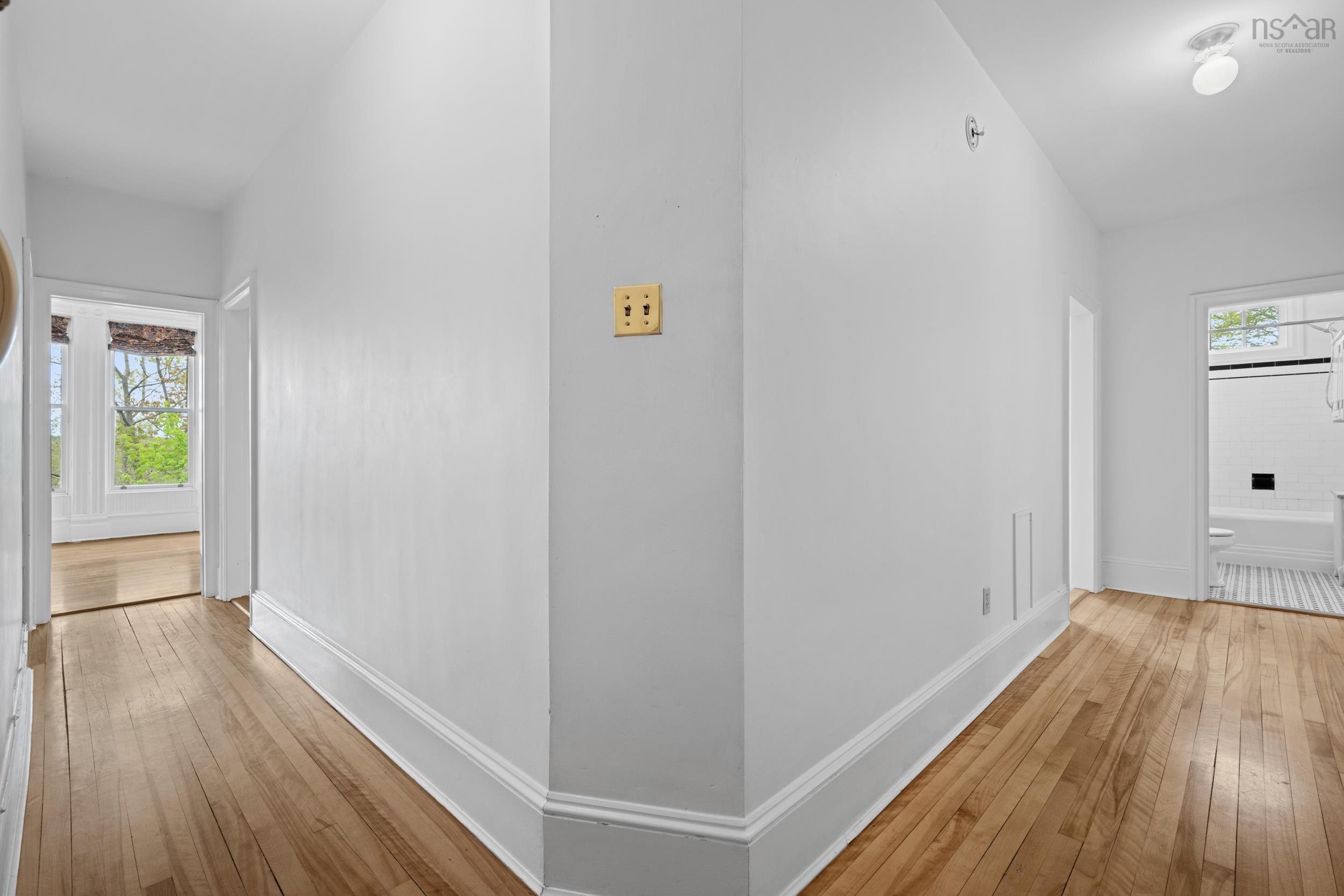 $499,900.00: 3 1991 Prince Arthur Street, Halifax